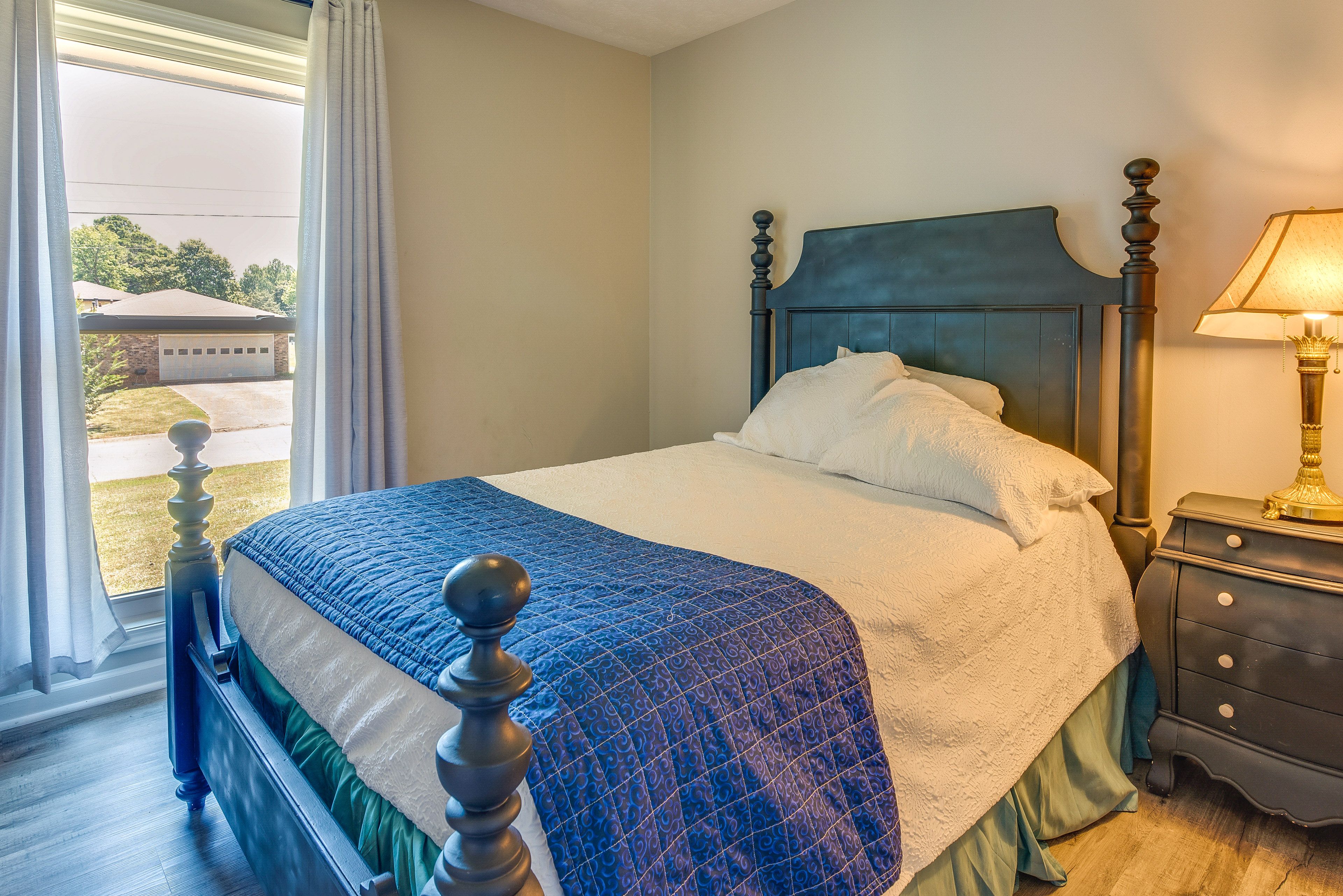Bedroom 2 | Queen Bed | Linens Provided