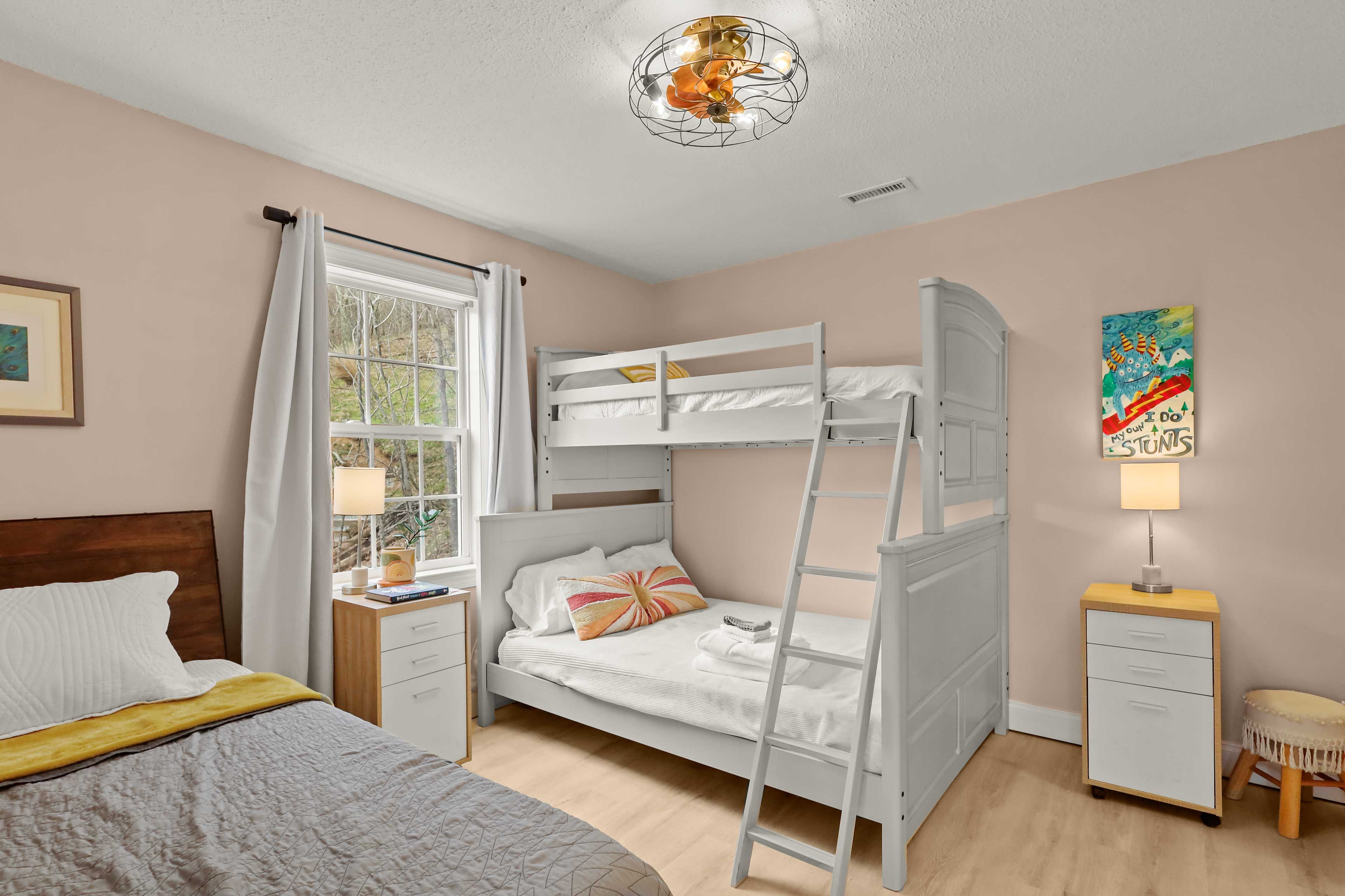 Bedroom 3 | Twin/Full Bunk Bed | Twin Bed | Jack-and-Jill Bathroom | 3rd Floor