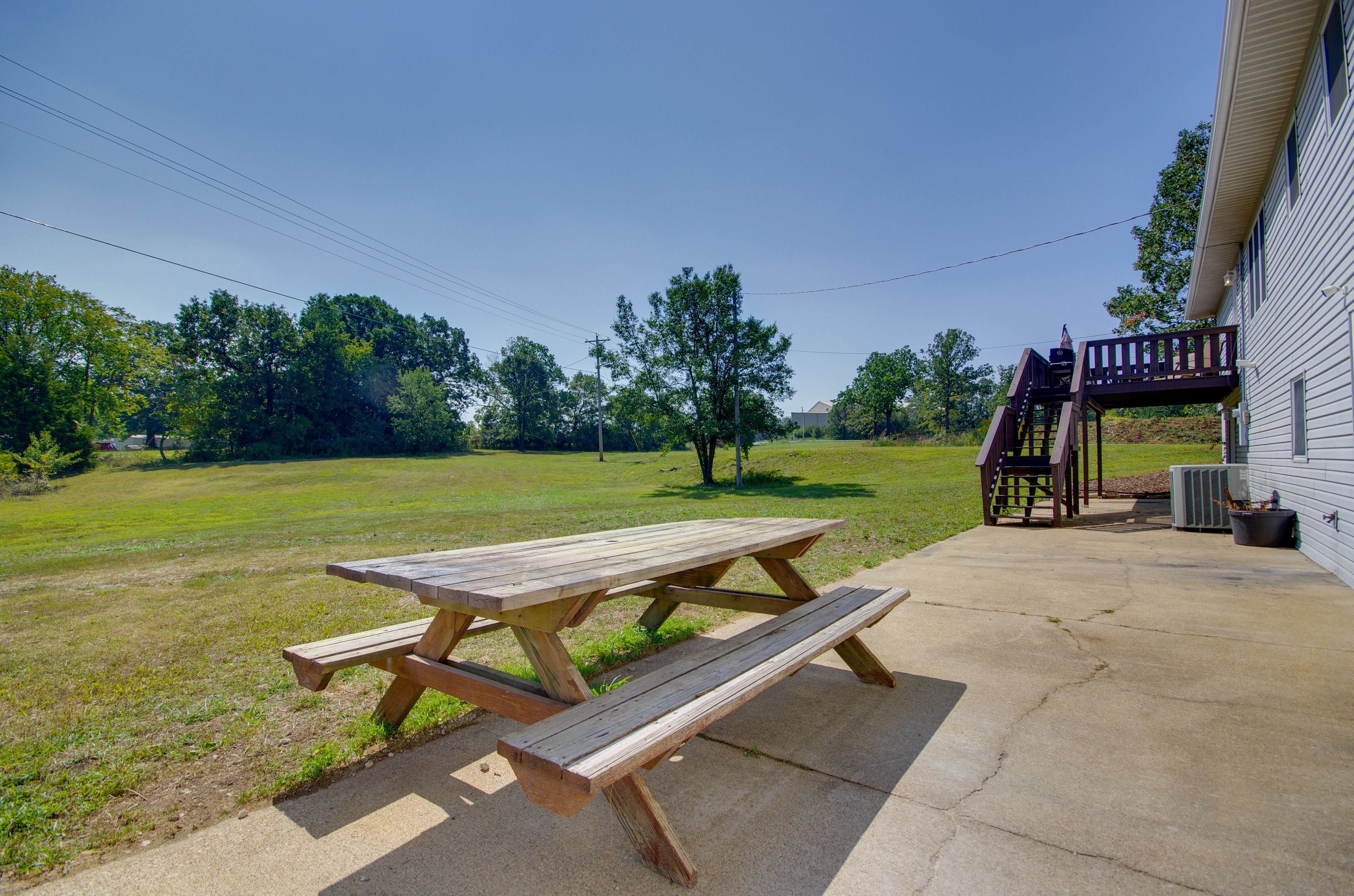 Patio | Picnic Table
