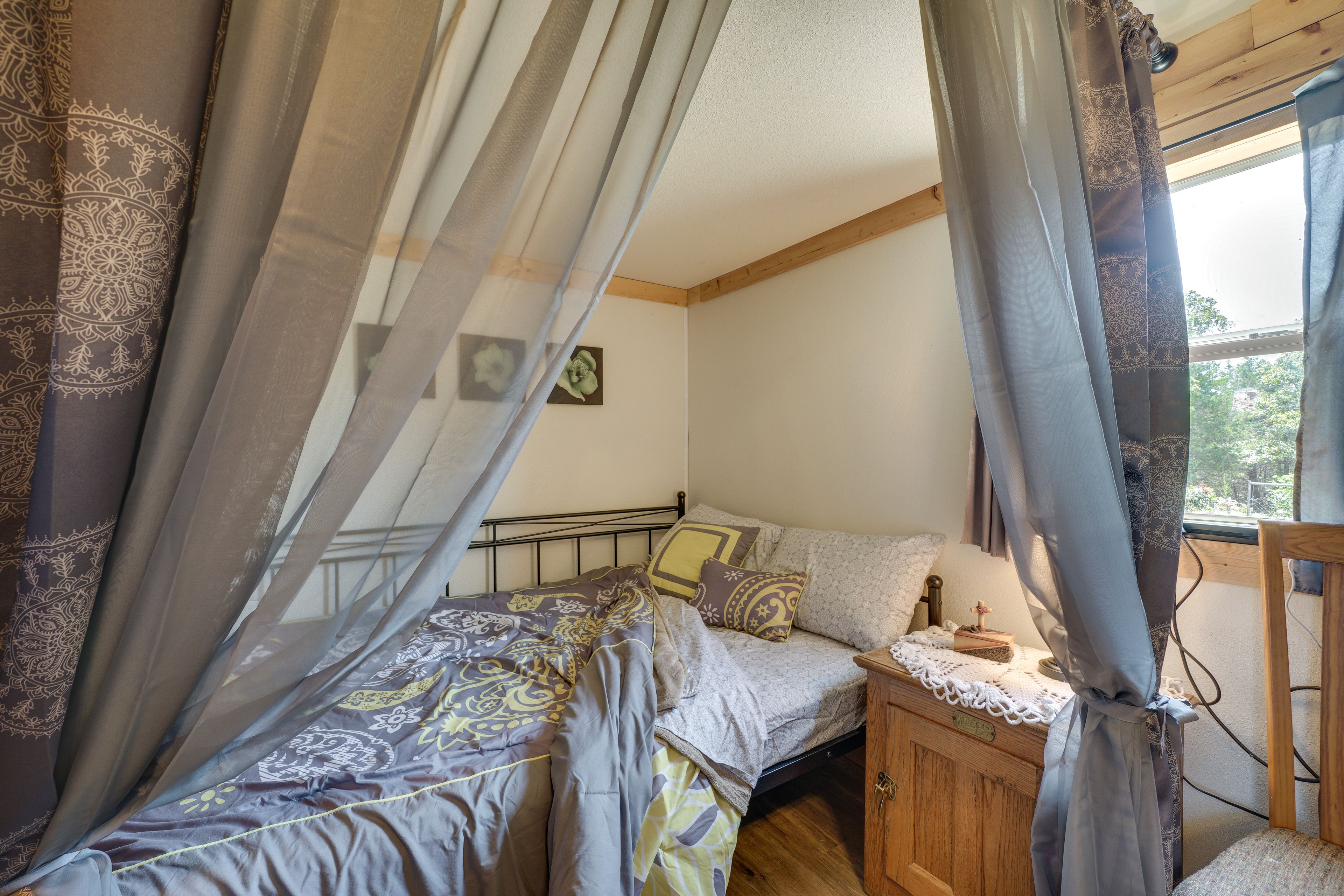 Sleeping Nook | Full Daybed