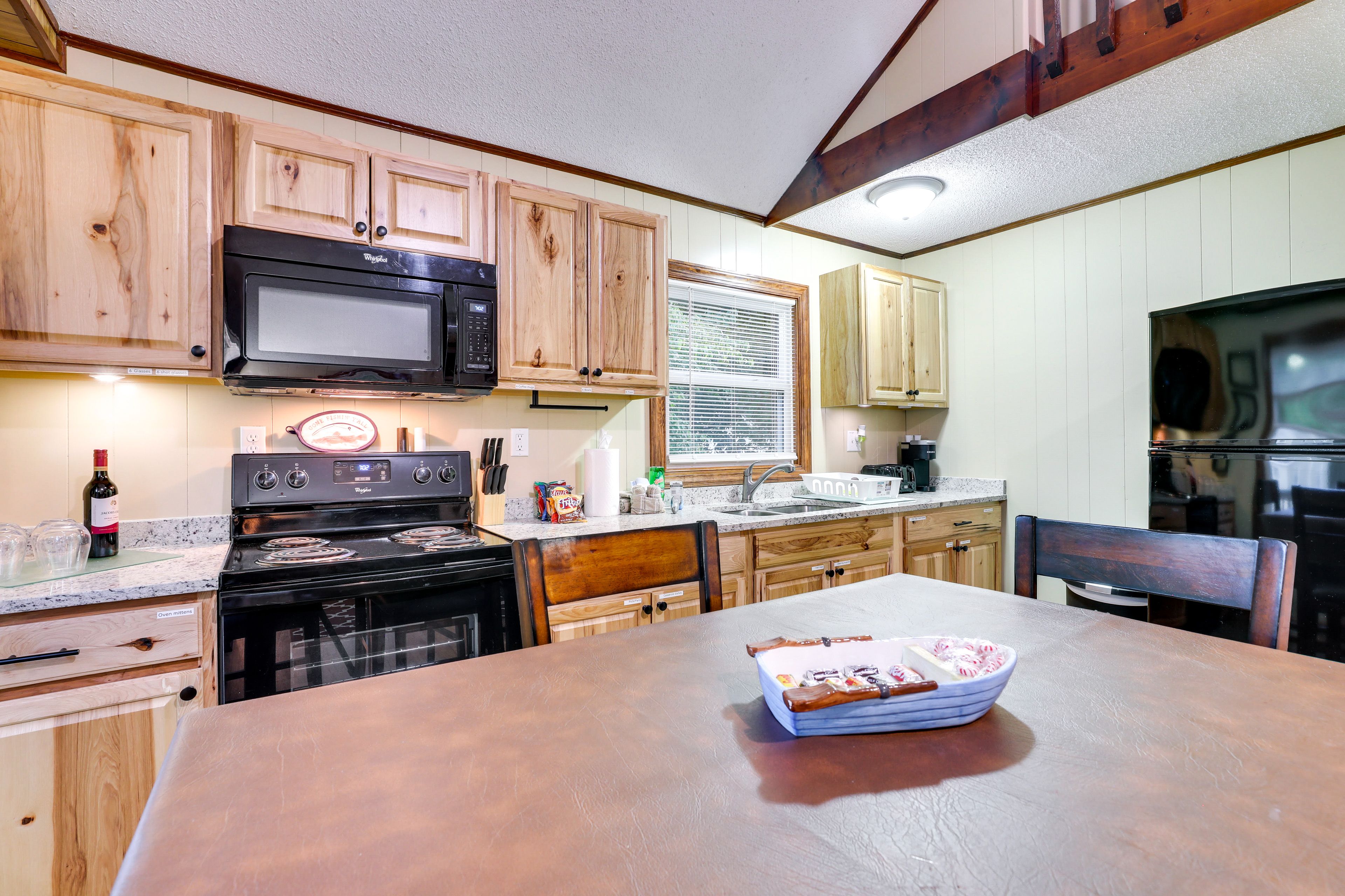 Kitchen | Cooking Basics & Spices | Coffee Maker | Trash Bags & Paper Towels