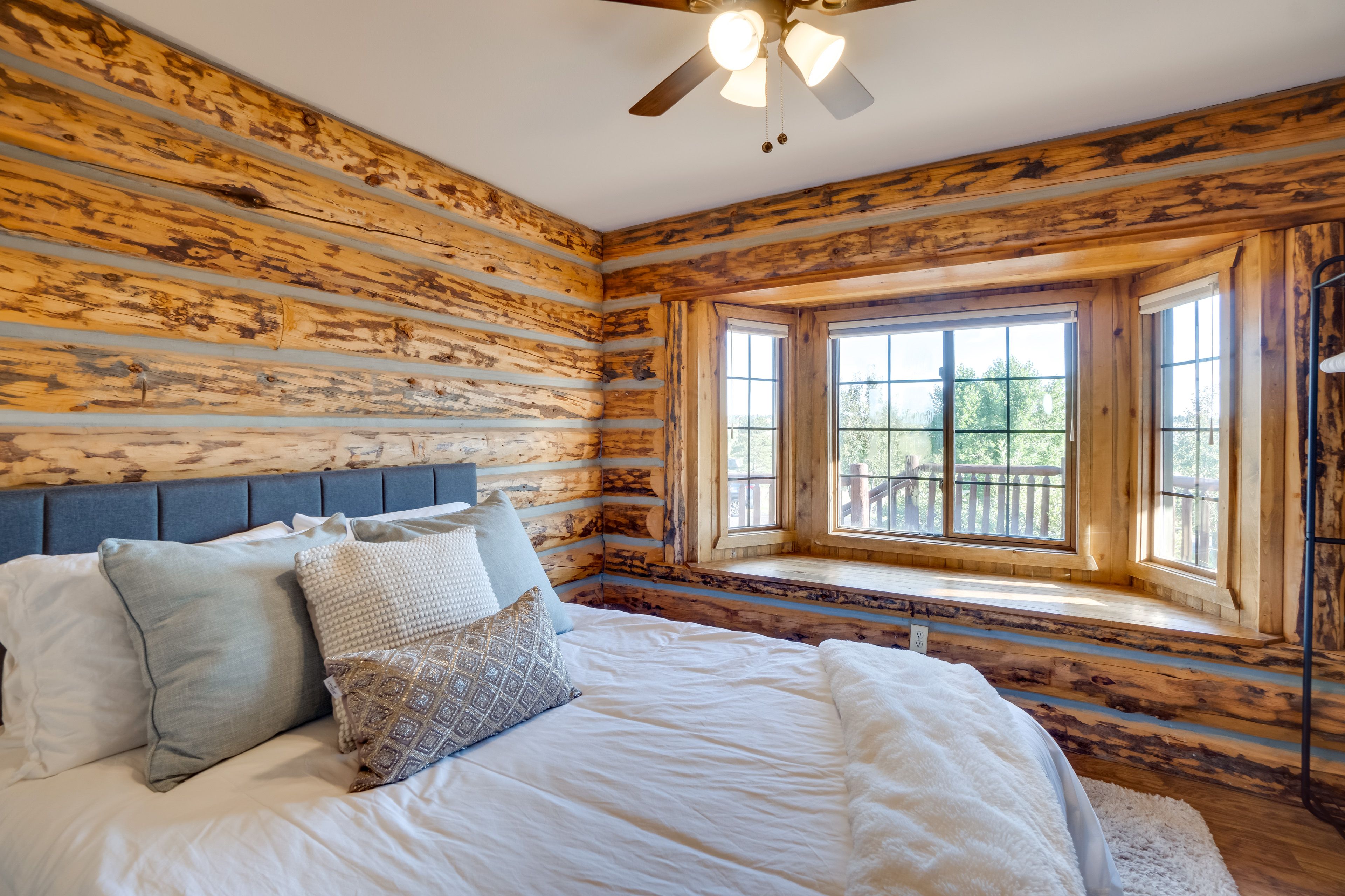 Bedroom 2 | Main Level | Queen Bed