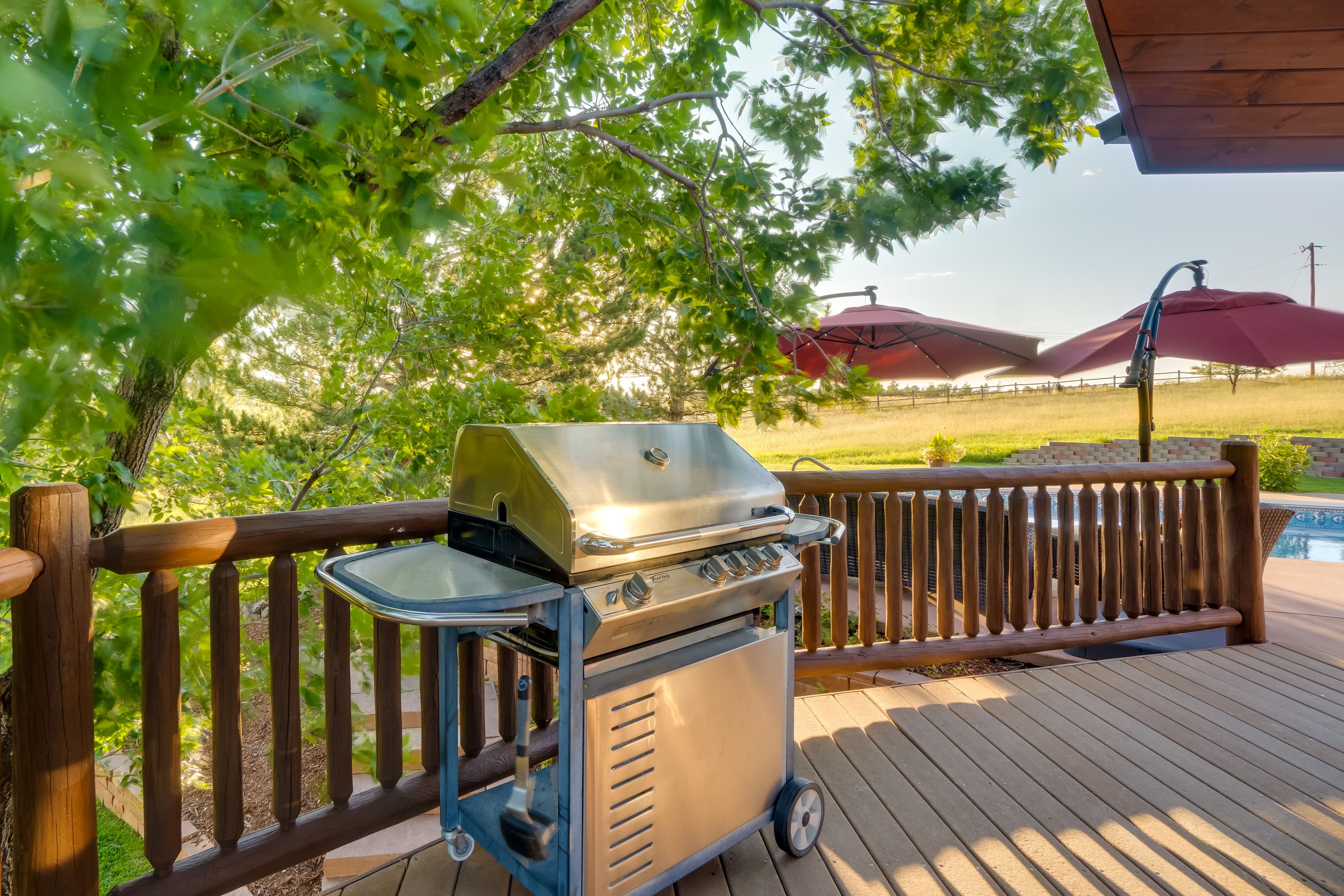 Deck | Gas Grill