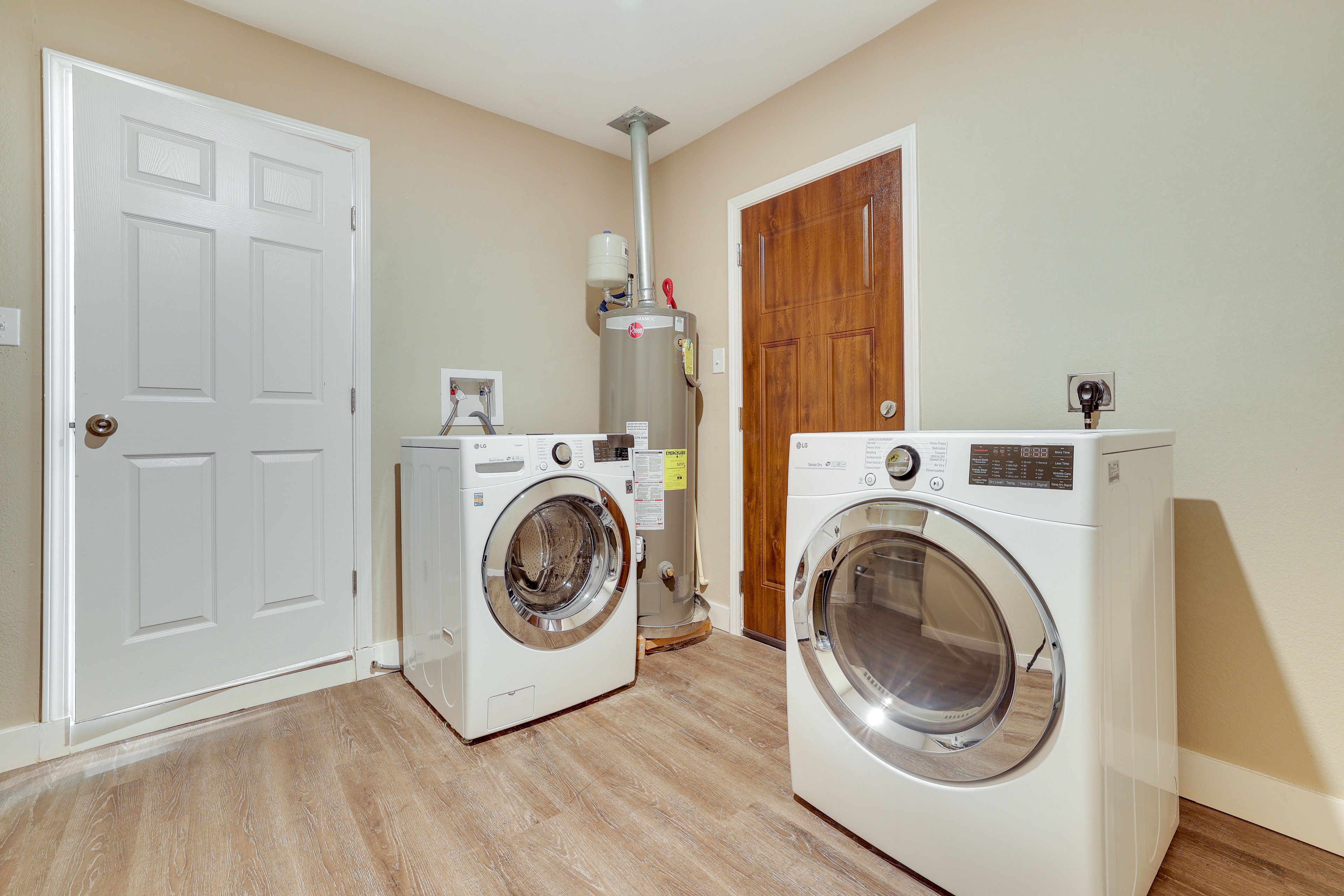 Washer & Dryer