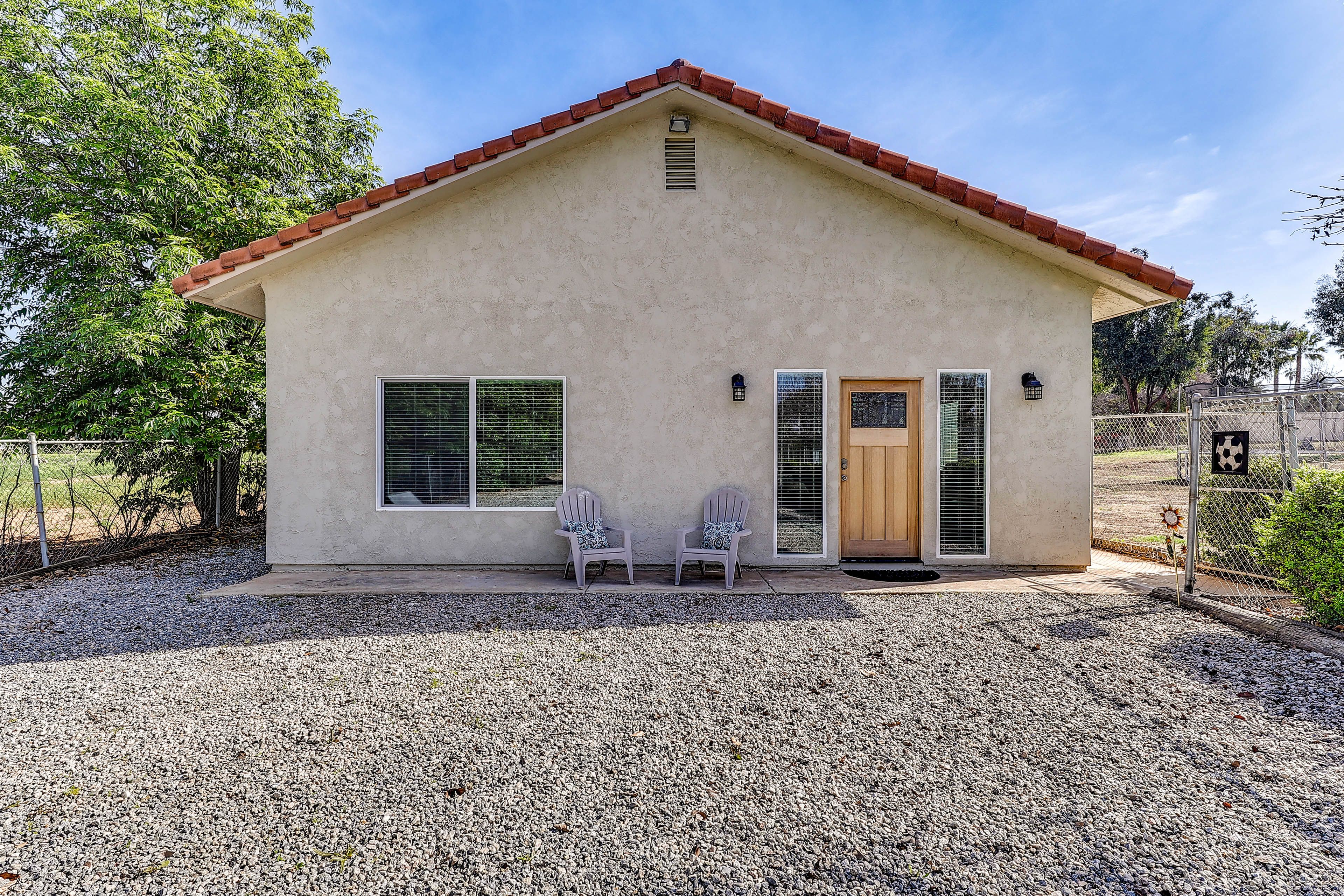 Parking | Driveway (4 Vehicles) | RV/Trailer Parking On-Site