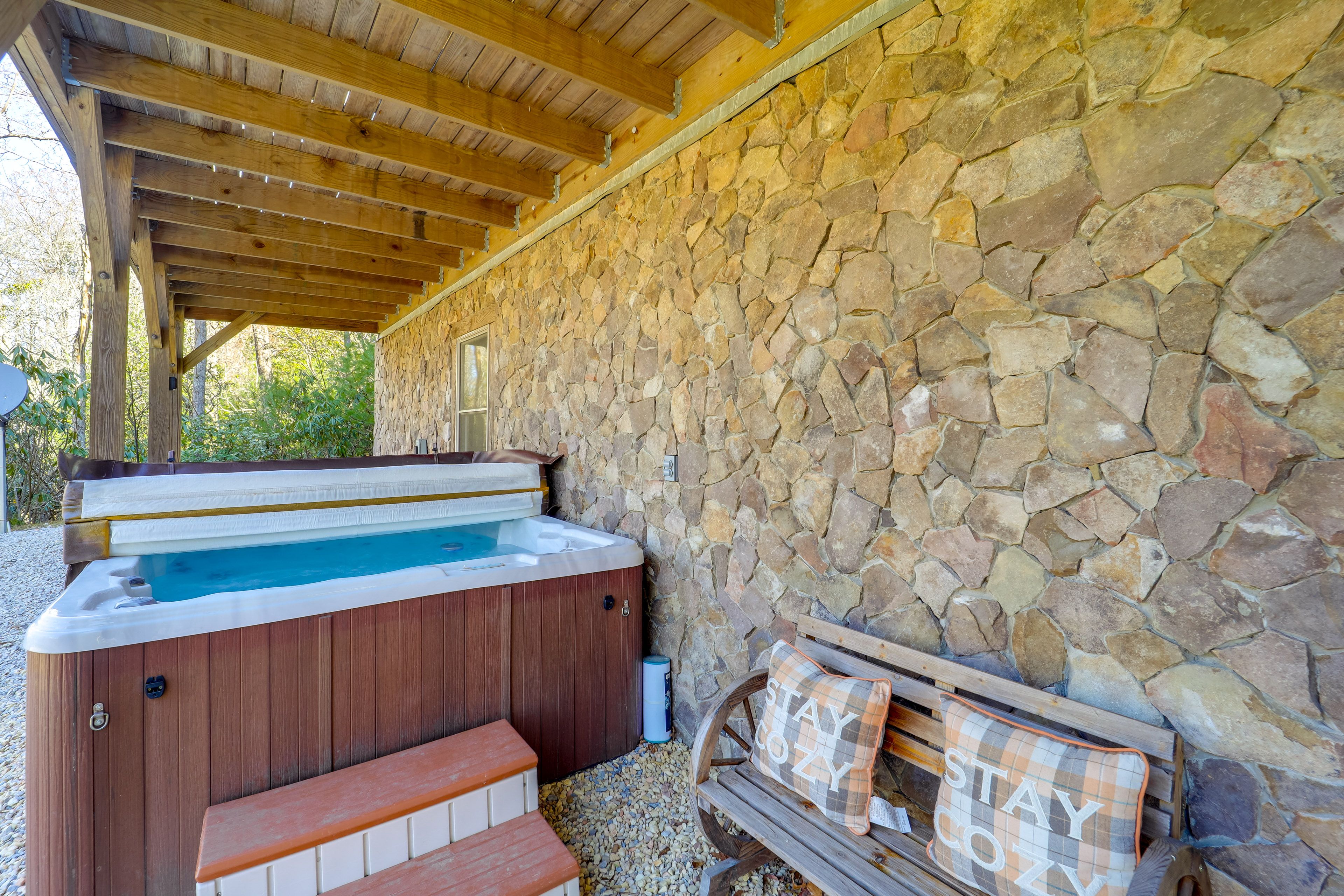 Private Patio | Hot Tub