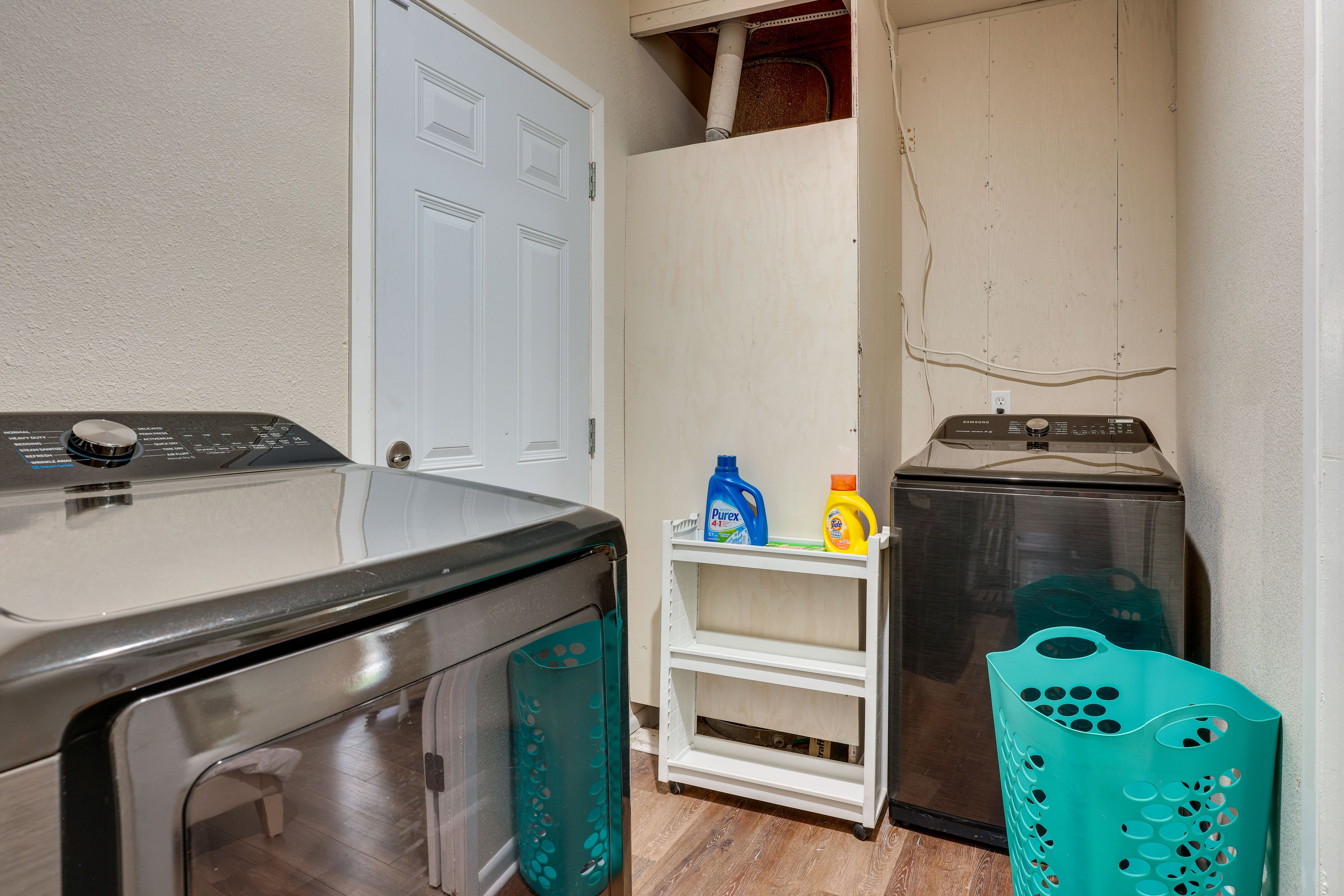 Laundry Room | Washer + Dryer