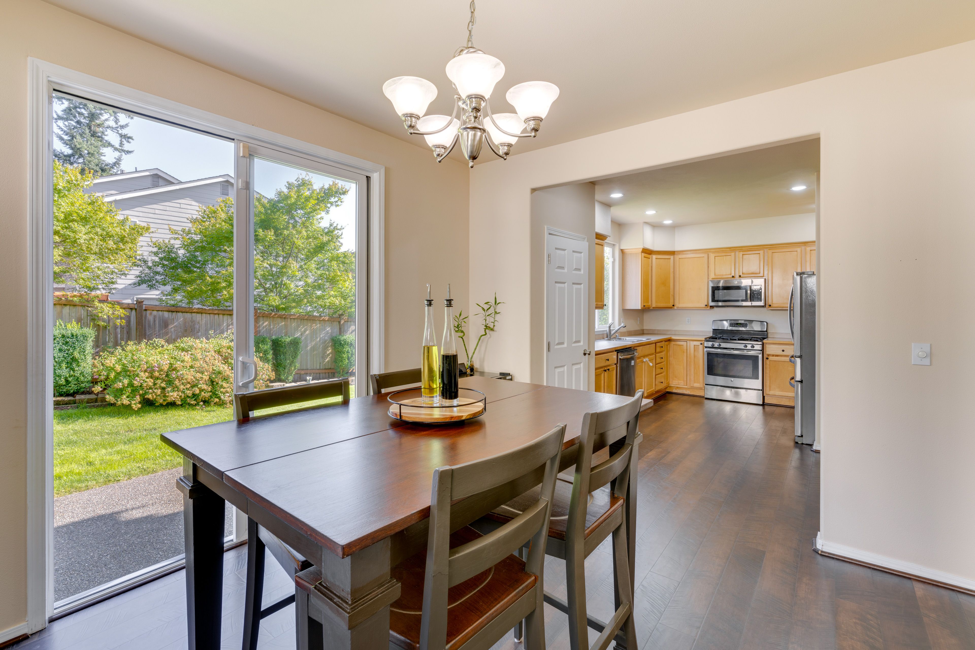Dining Area | Kitchen | Cooking Basics