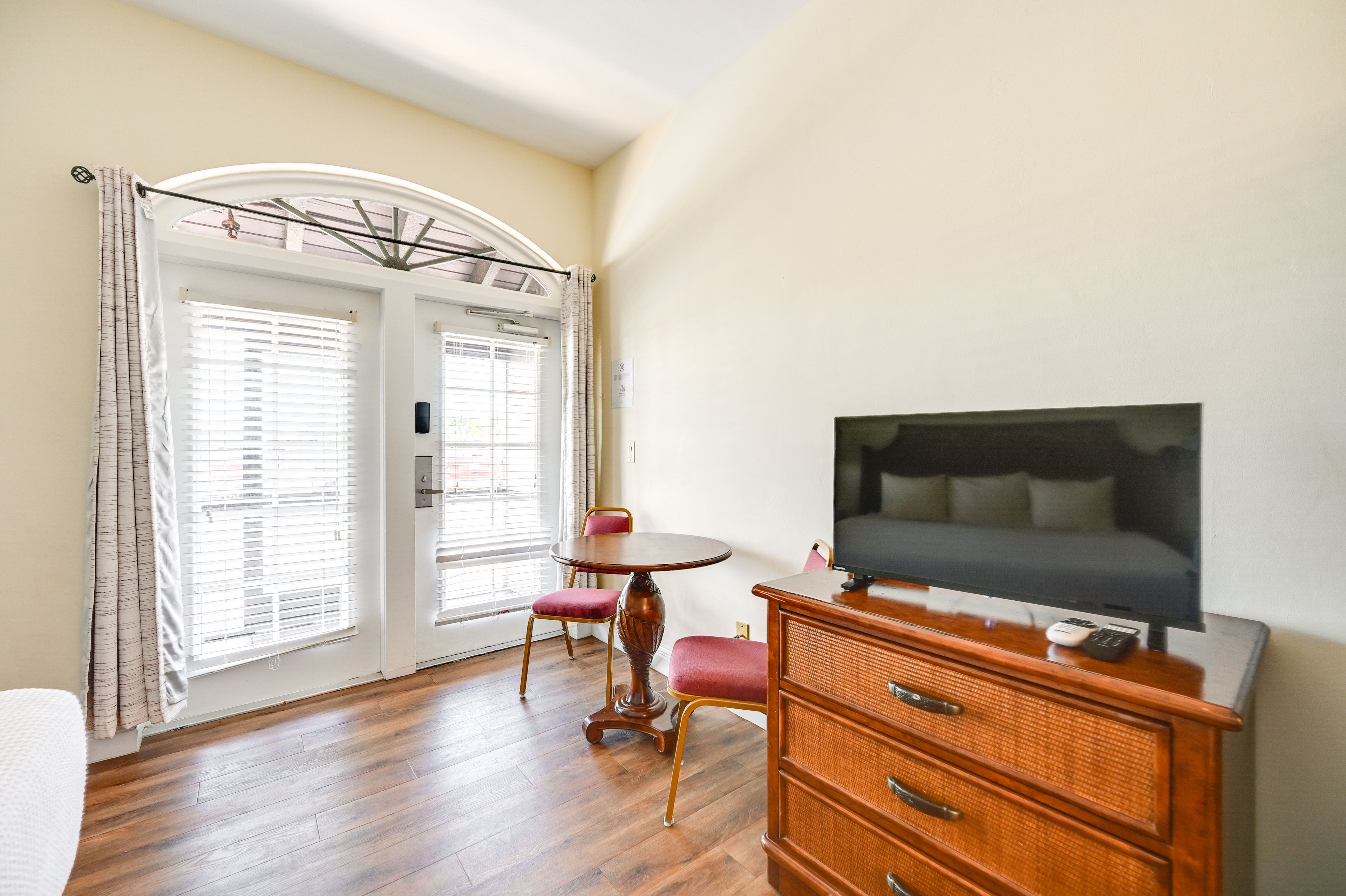 Studio | Smart TV | Dining Area | Dishware/Flatware | Trash Bags/Paper Towels