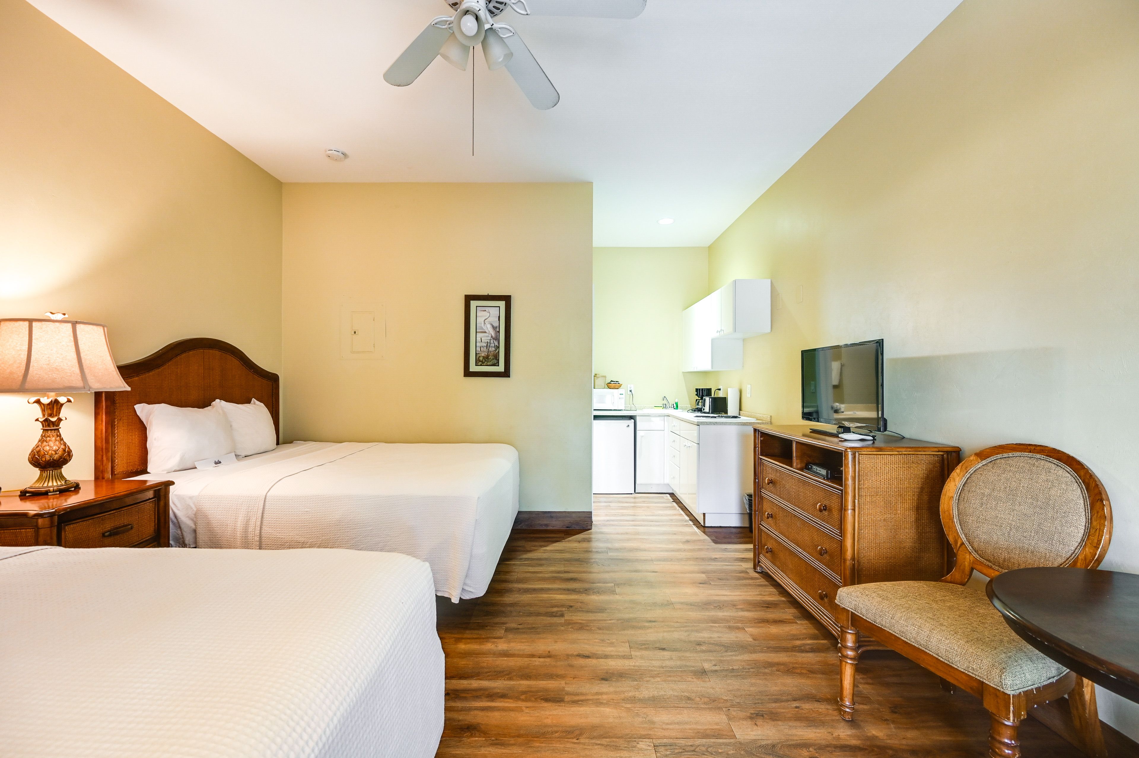 Naples Vacation Rental | Studio | 1BA | 280 Sq Ft | Step-Free Access