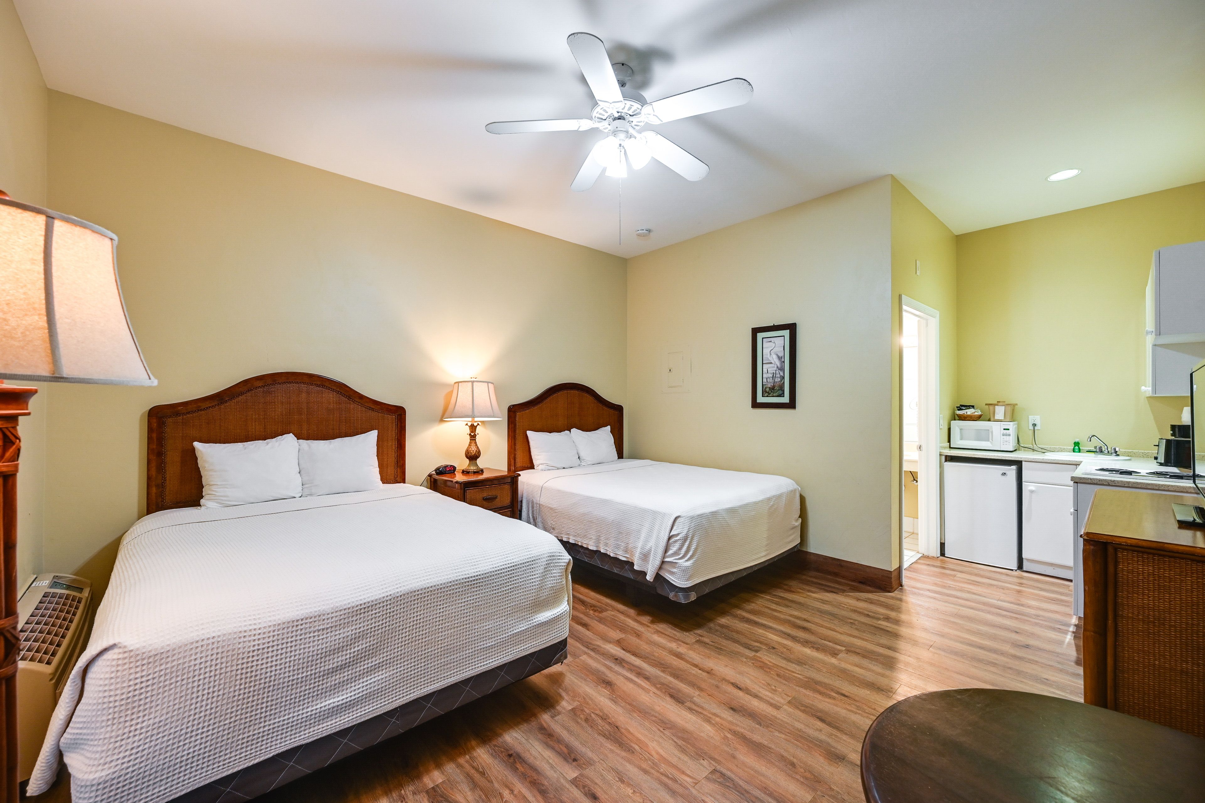 Studio | 2 King Beds | Smart TV