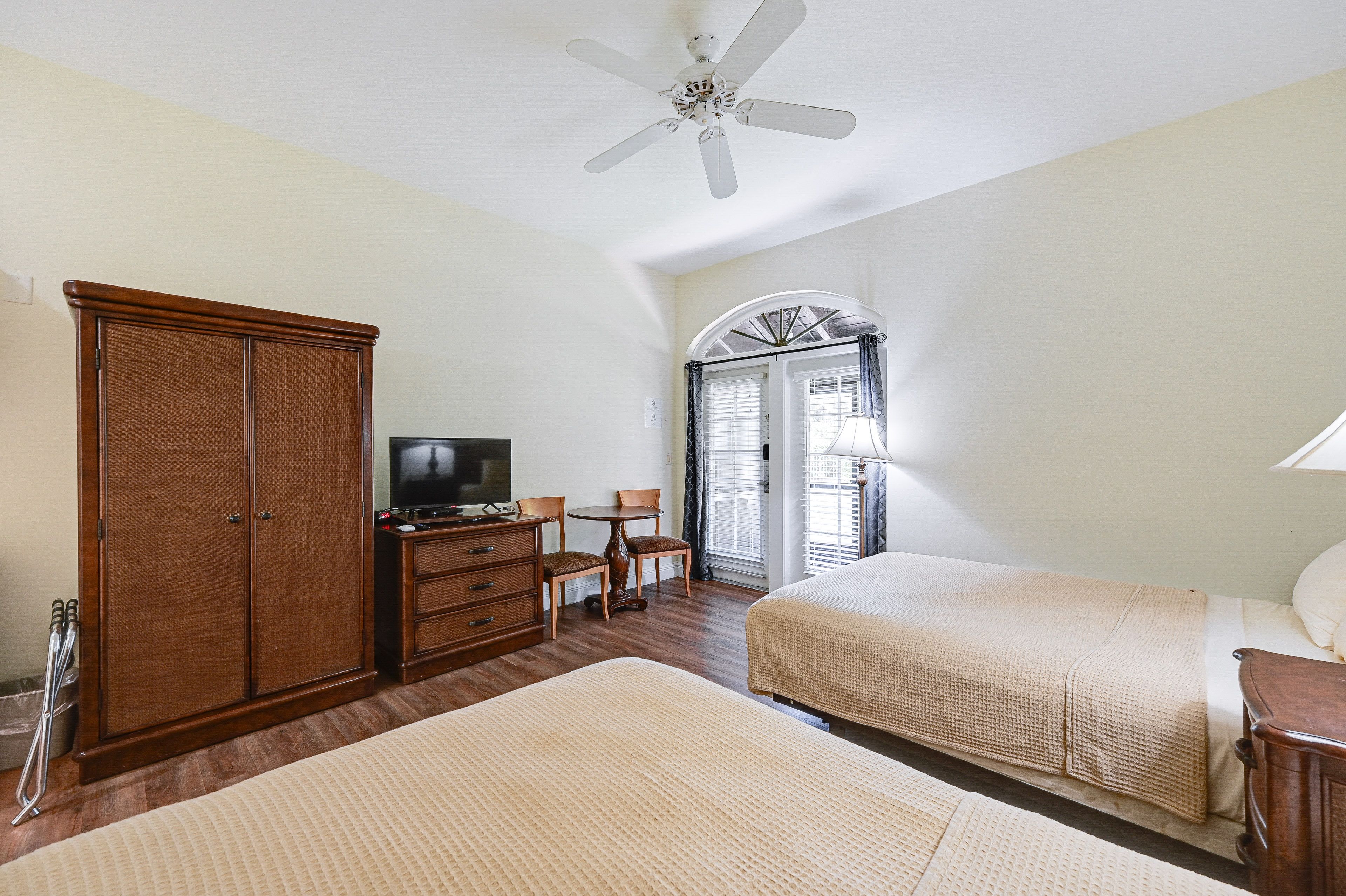 Studio | Smart TV w/ Cable | Window A/C Unit