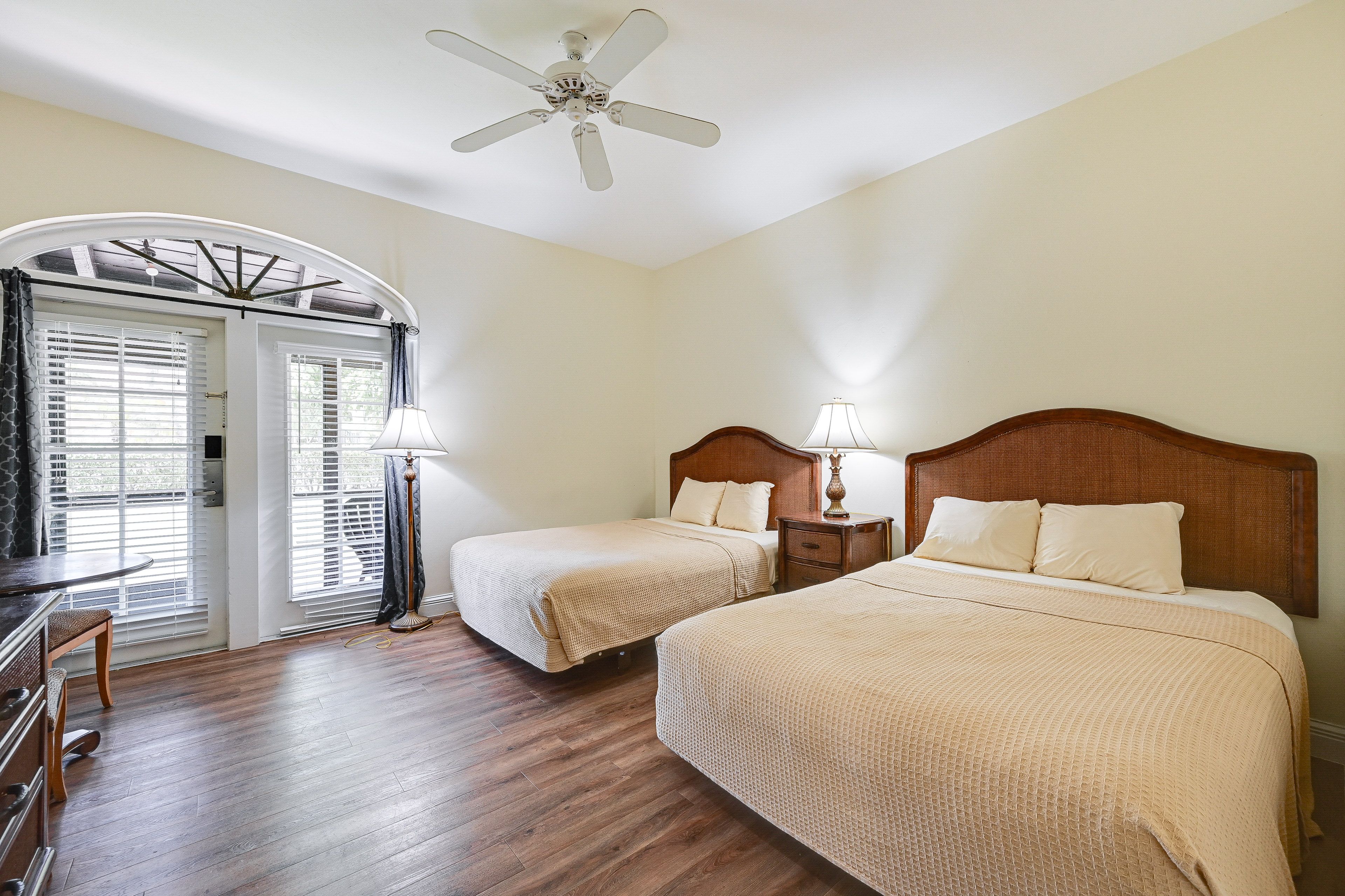 Naples Vacation Rental | Studio | 1BA | 275 Sq Ft | Step-Free Access