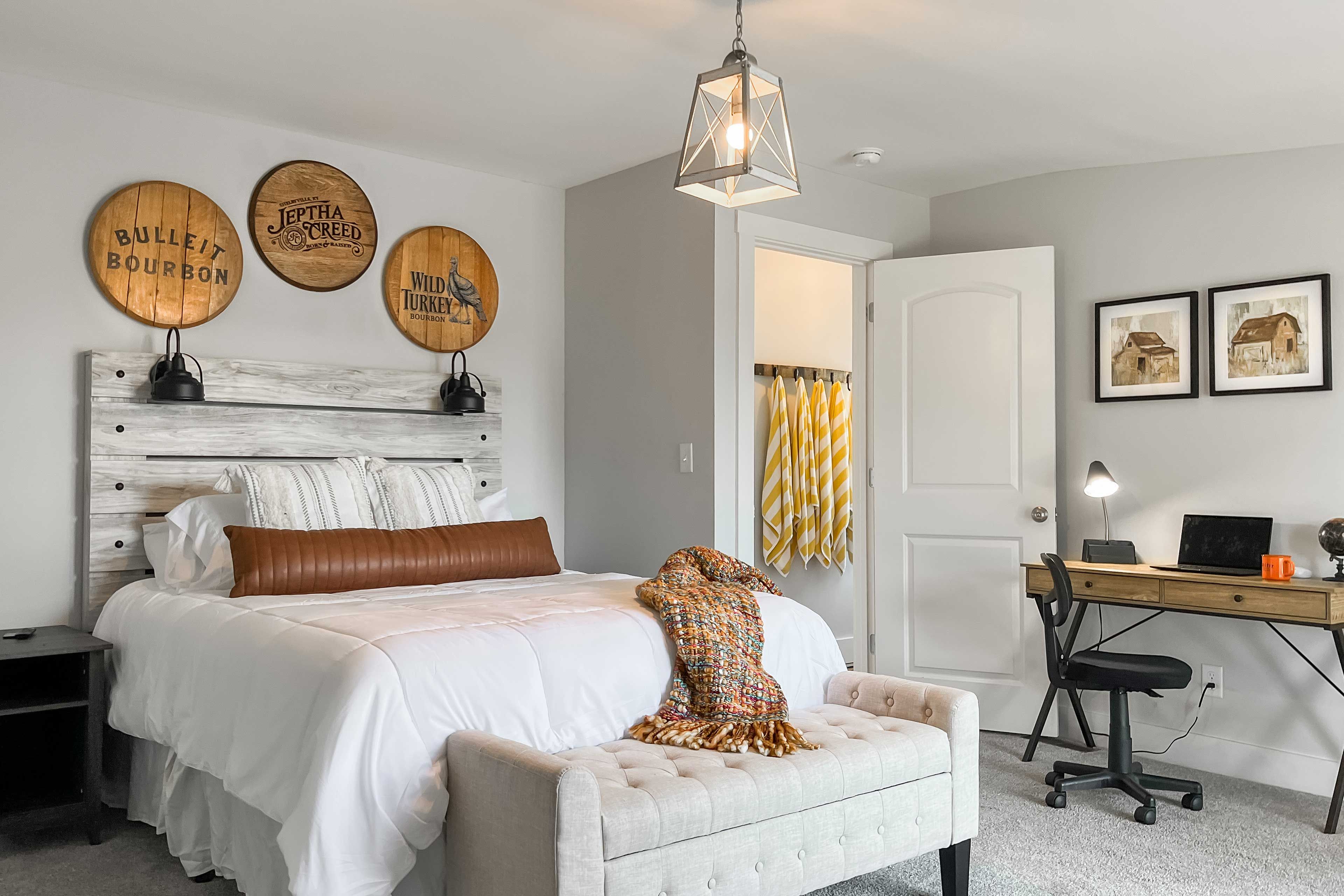 Bedroom 1 | Queen Bed | Linens Provided