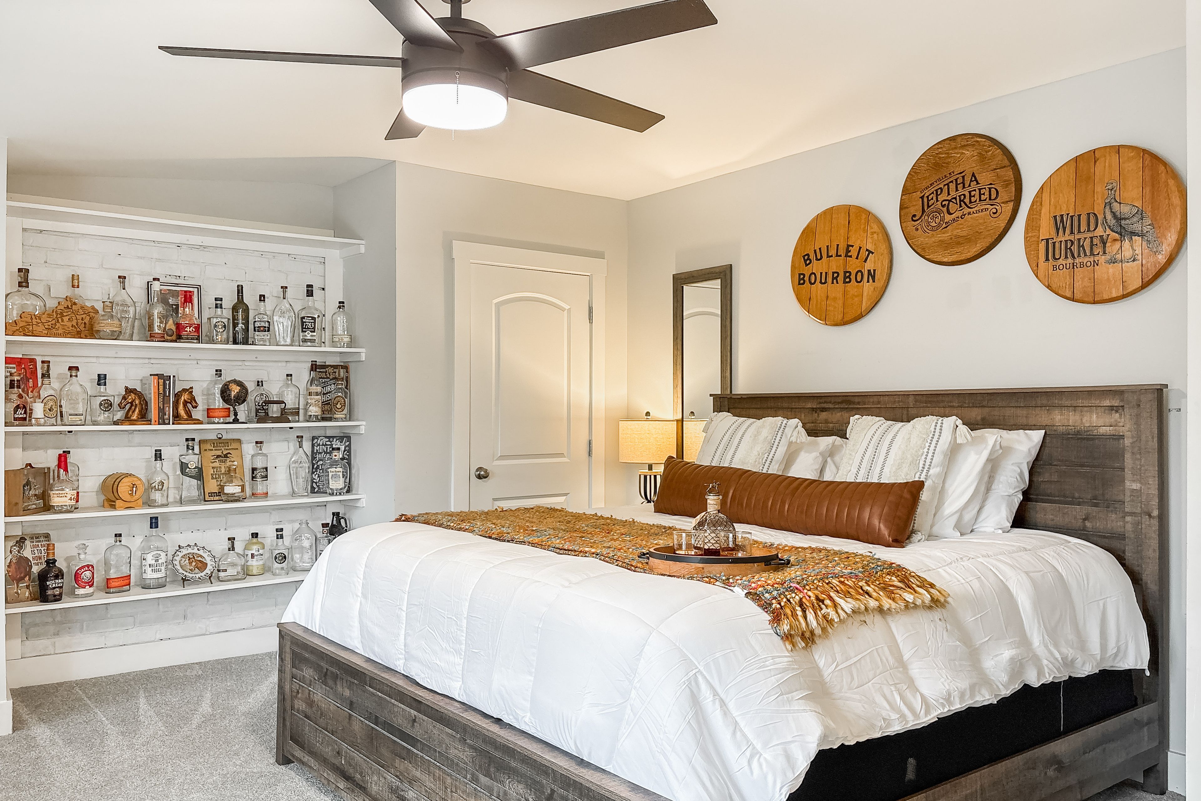 Bedroom 1 | Queen Bed | Linens Provided