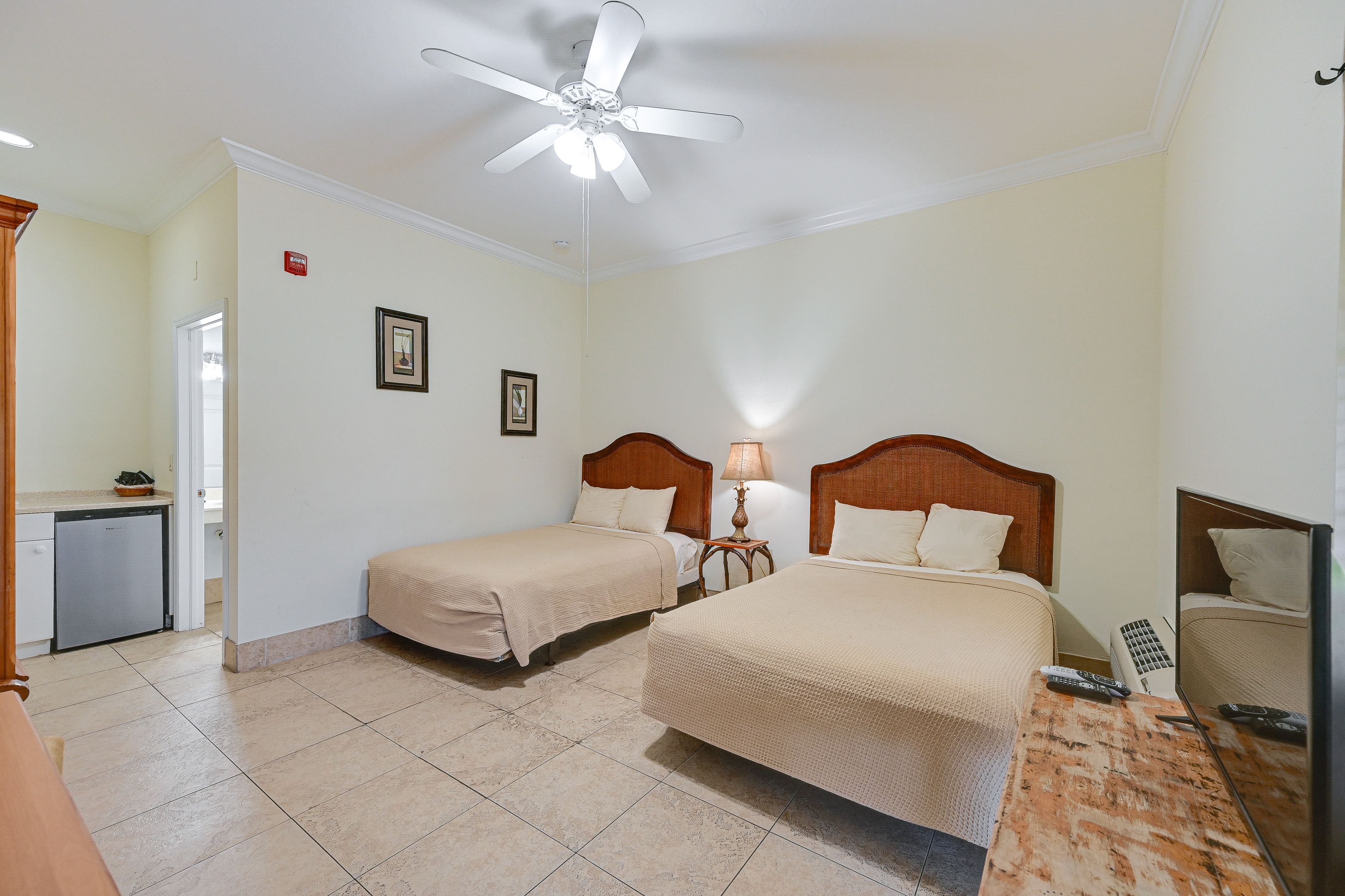 Studio | 2 Queen Beds | Linens Provided | Smart TV w/ Cable | Wall A/C Unit