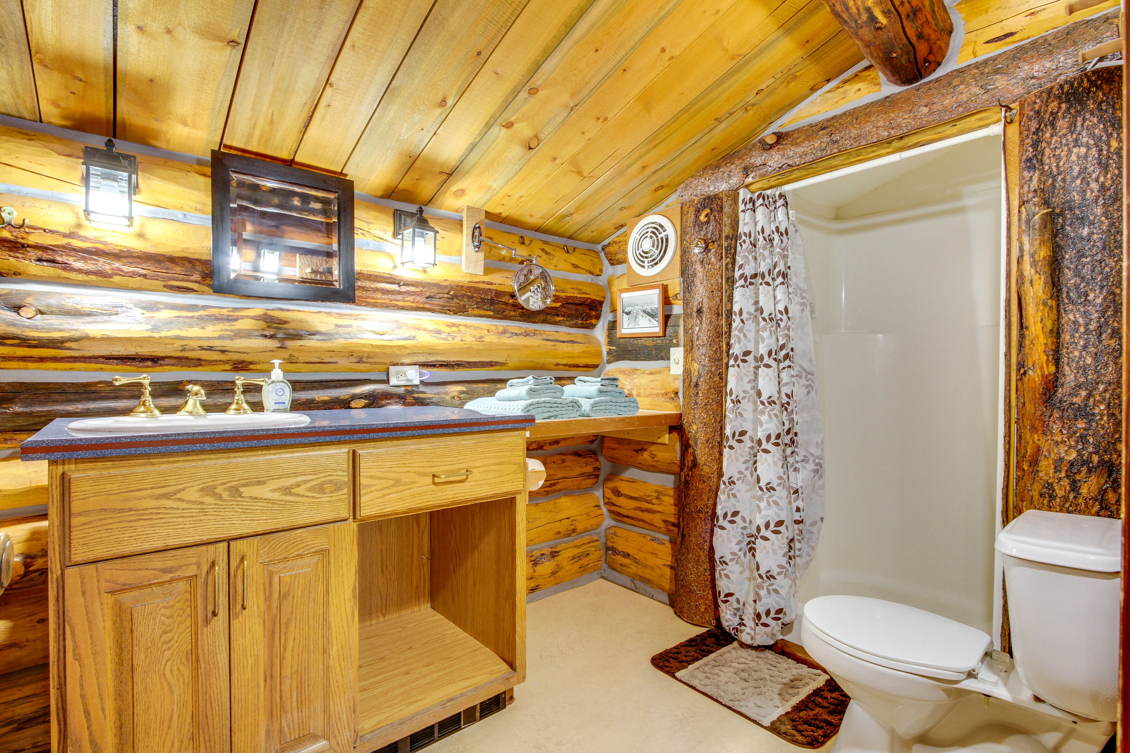 Bathroom | Towels Provided