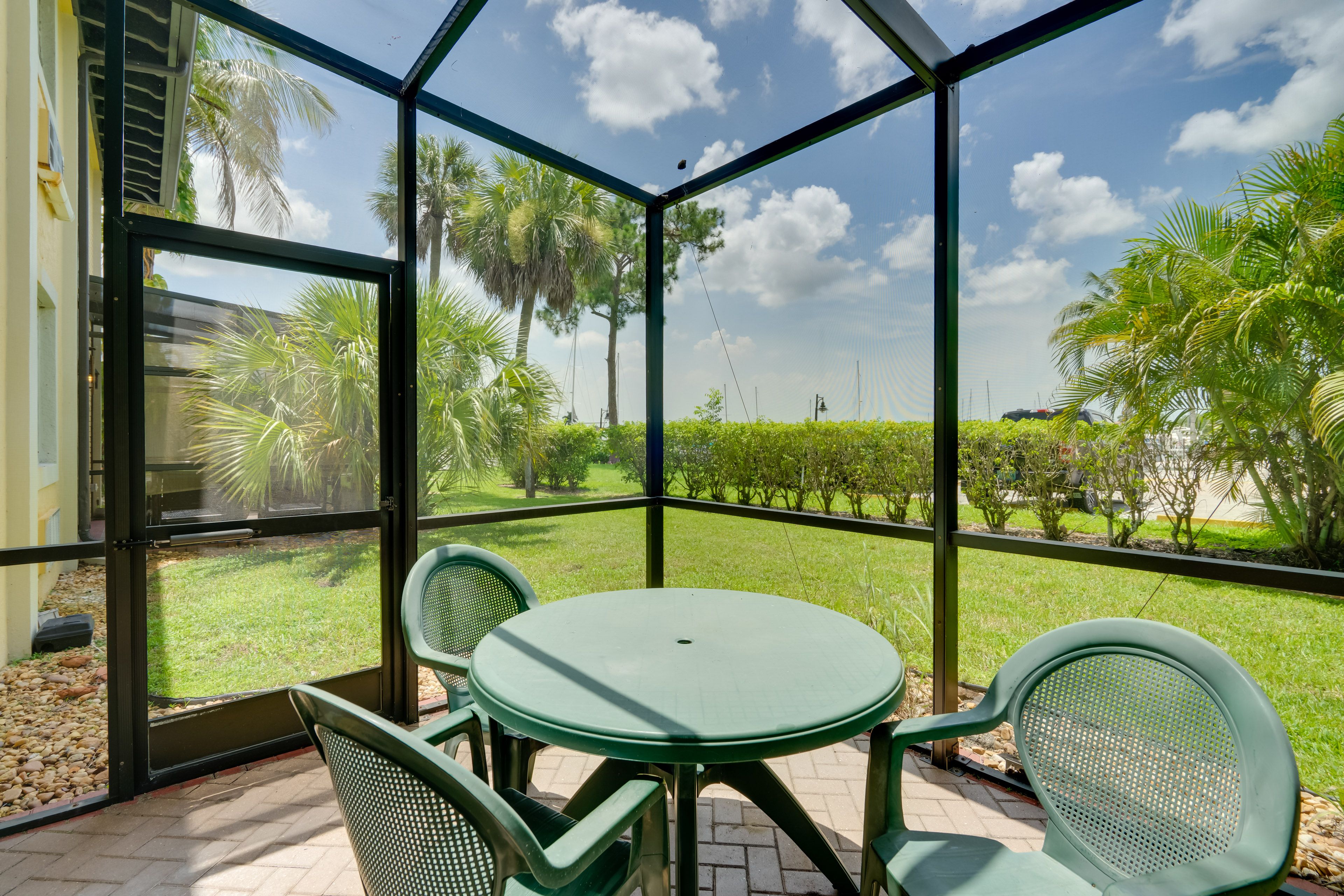 Naples Vacation Rental | Studio | 1BA | Step-Free Access | 280 Sq Ft