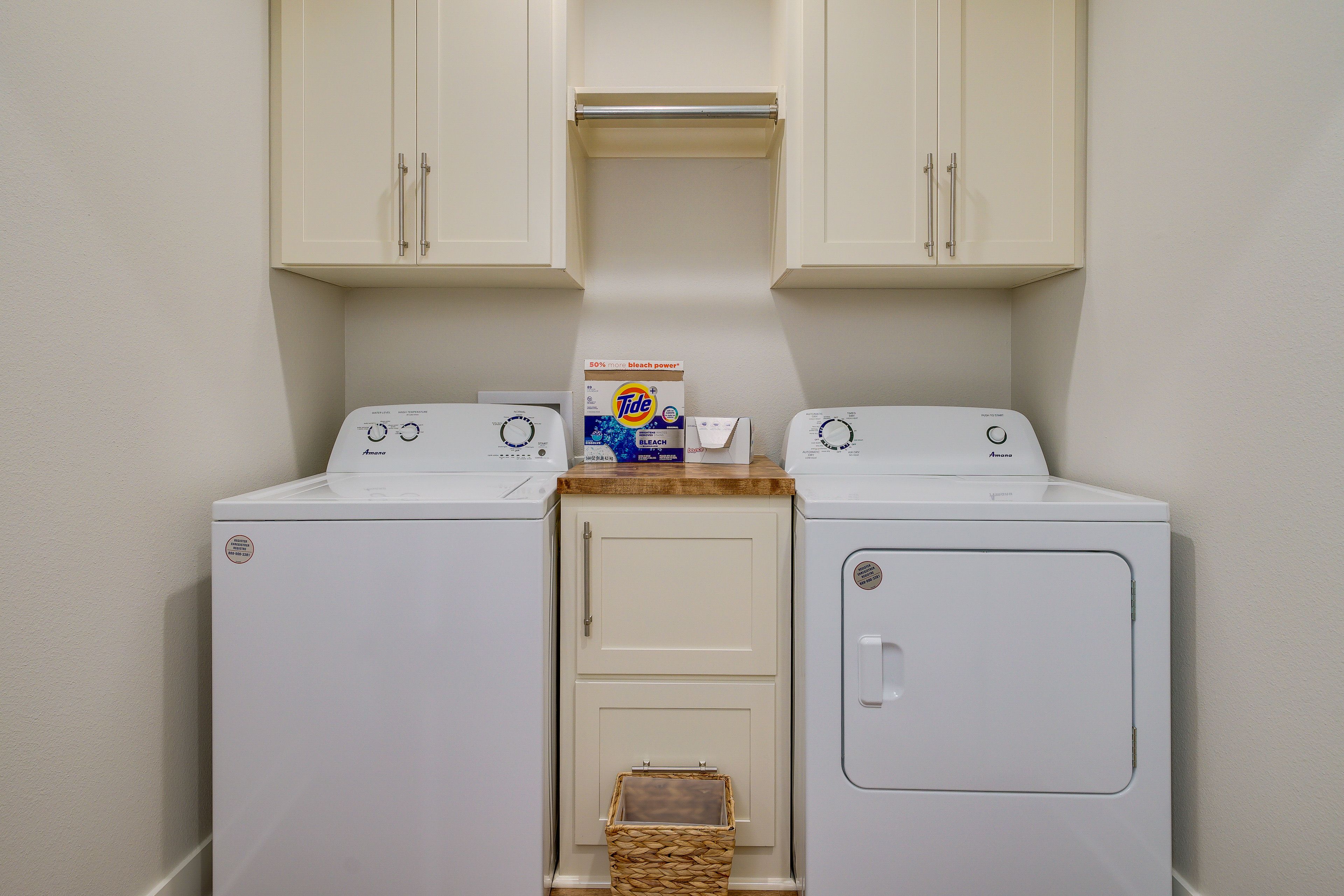 Laundry | Detergent Provided