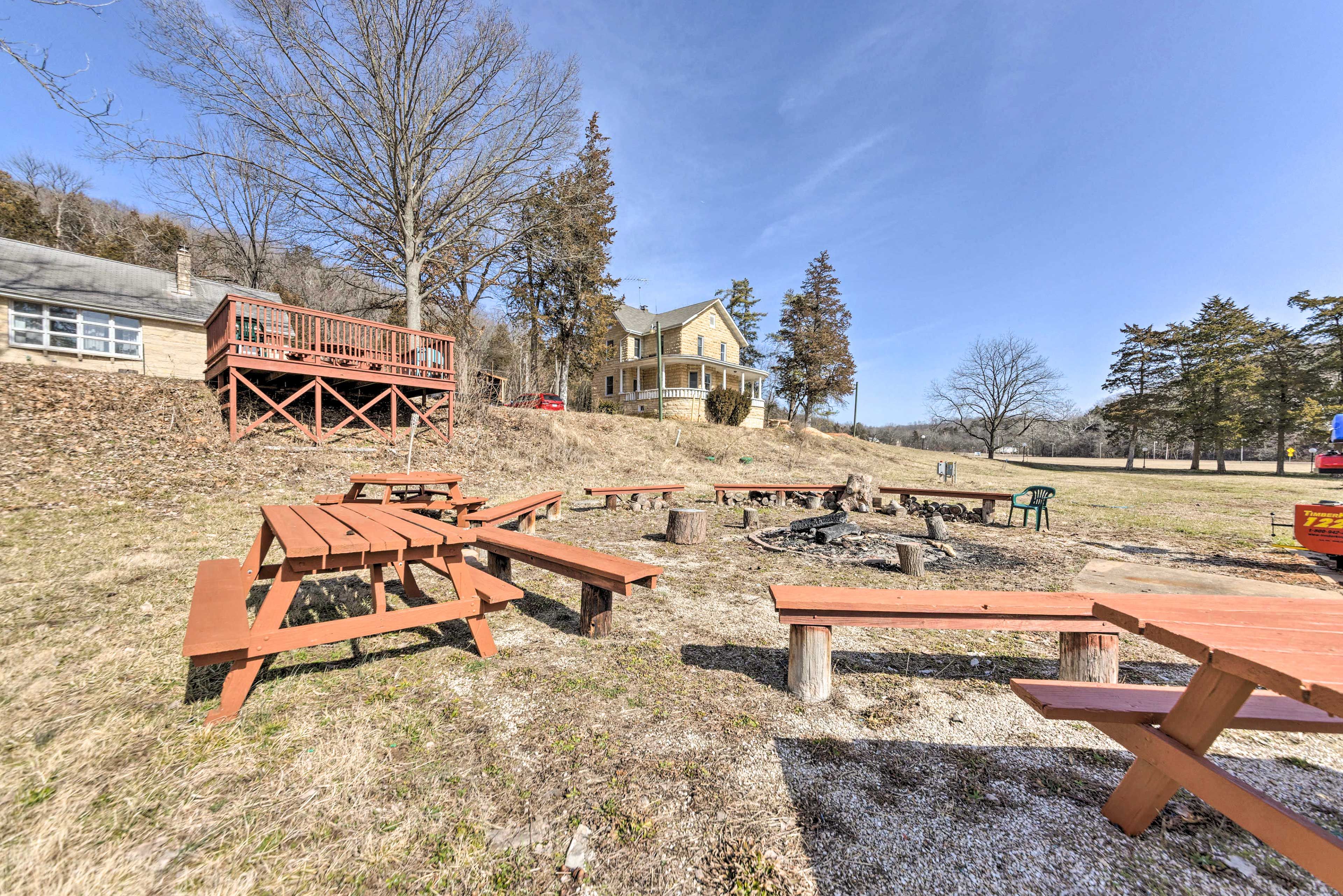 Community Fire Pit | Wood Provided