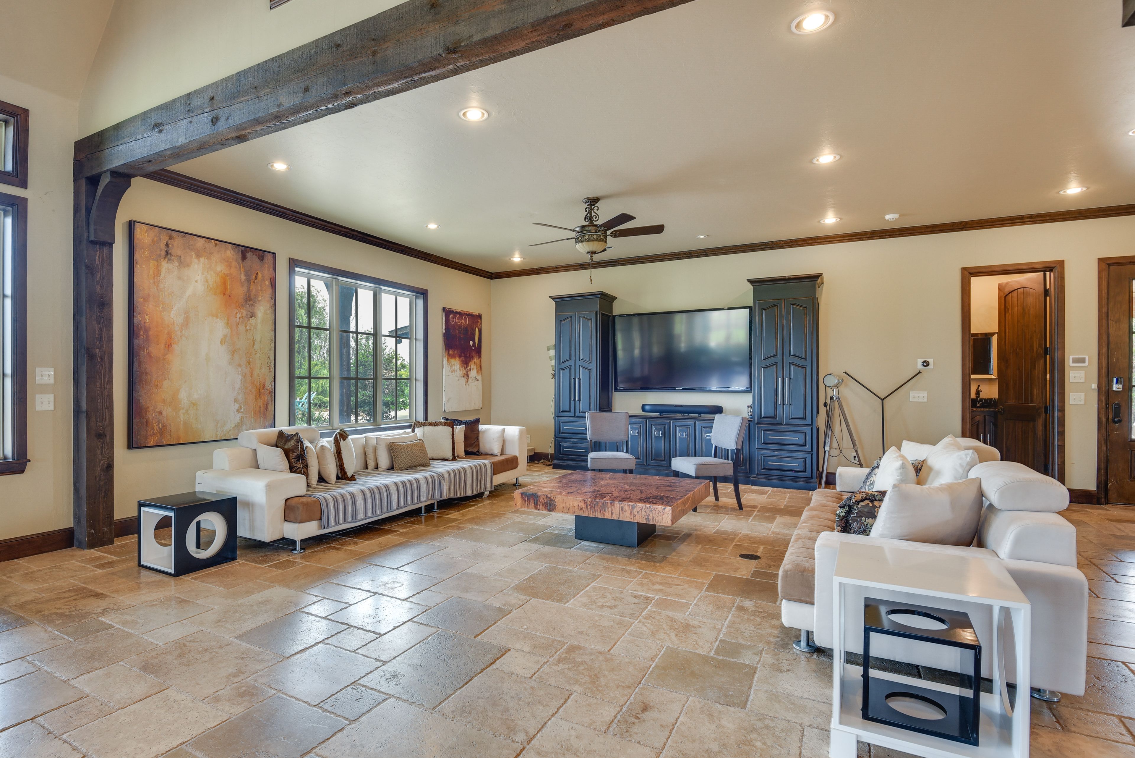 Edmond Vacation Rental | Studio | 2.5BA | Stairs to Access | 3,500 Sq Ft