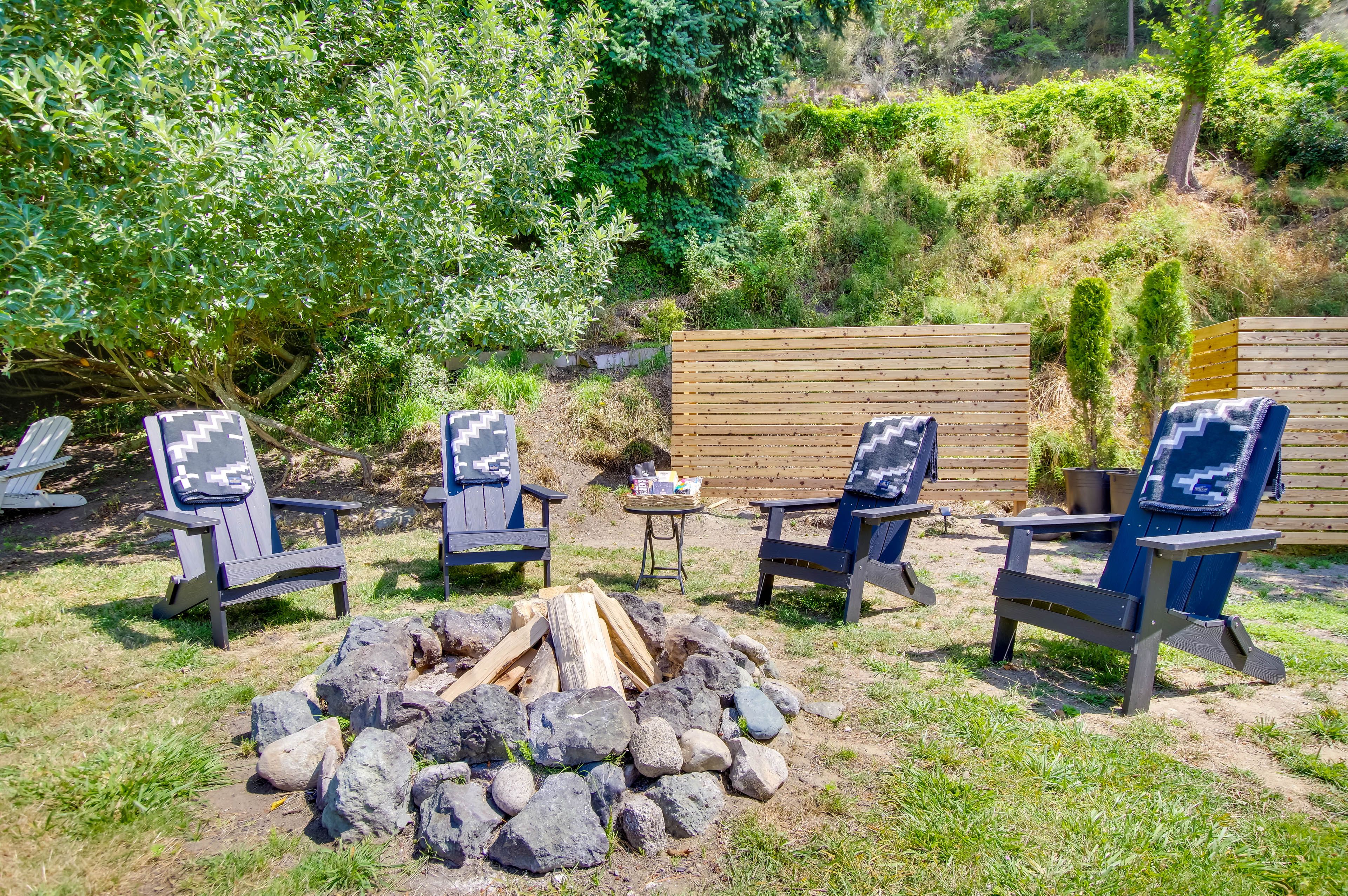 Backyard | Wood-Burning Fire Pit