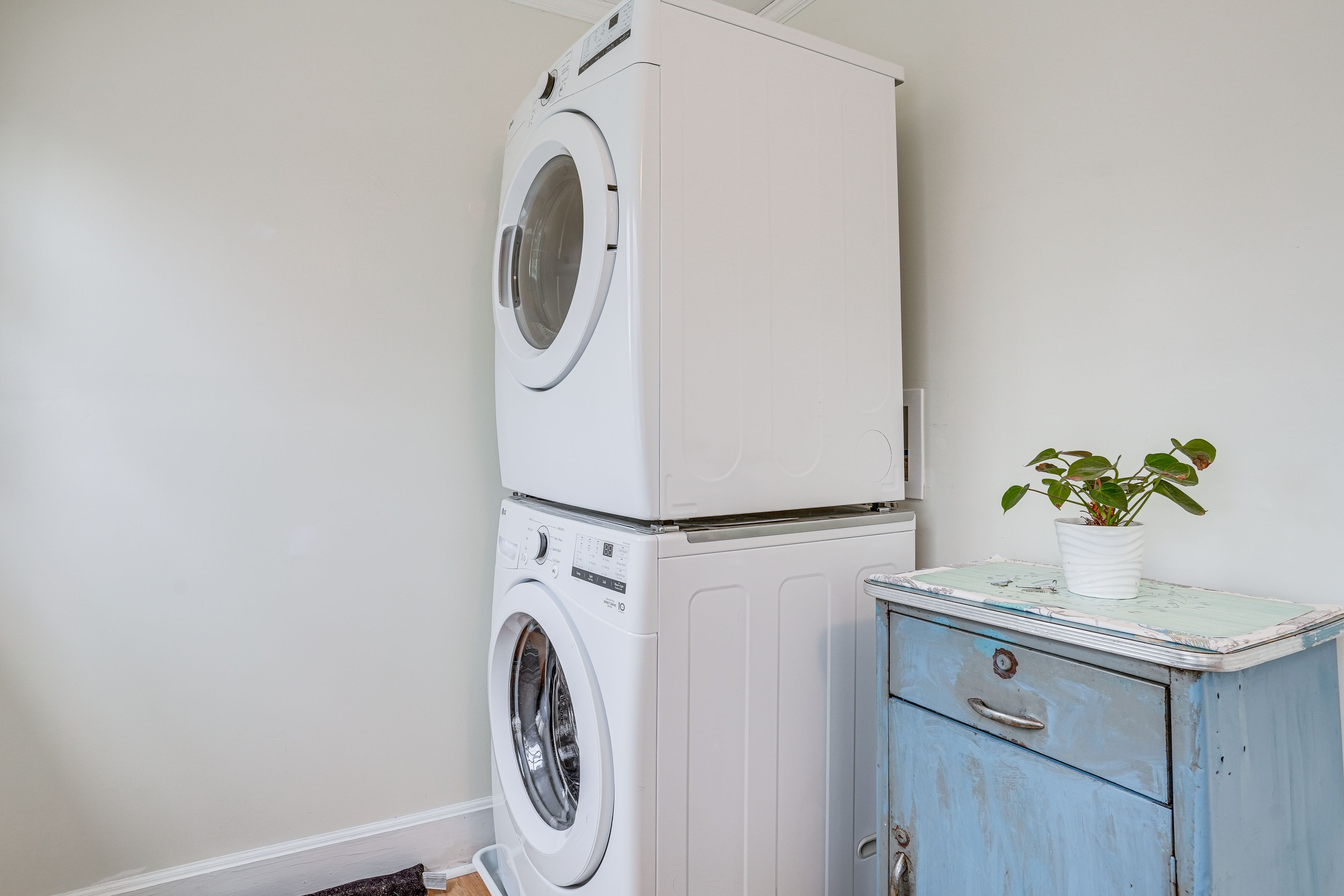 Washer & Dryer