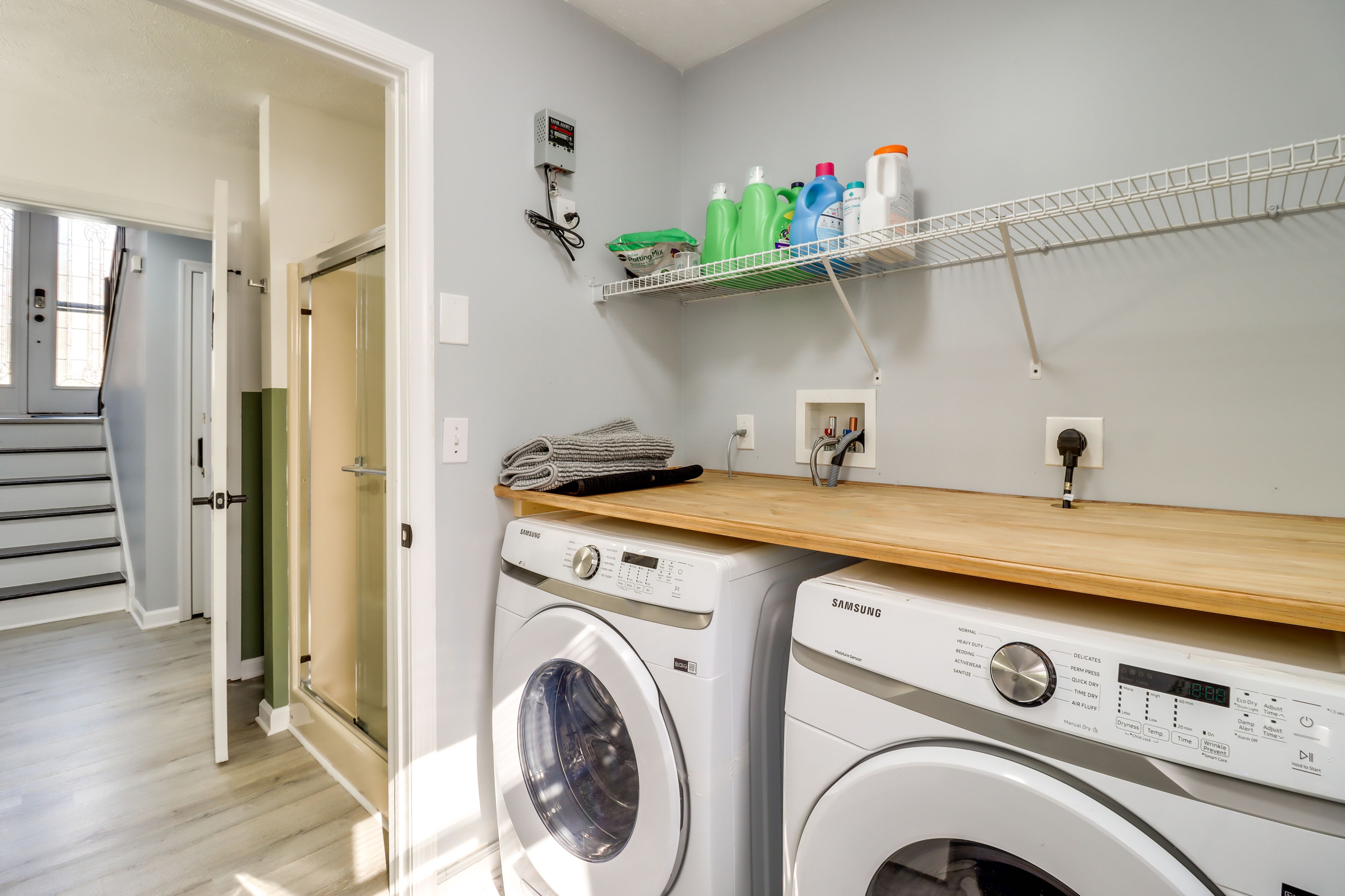 Washer & Dryer | Lower Level