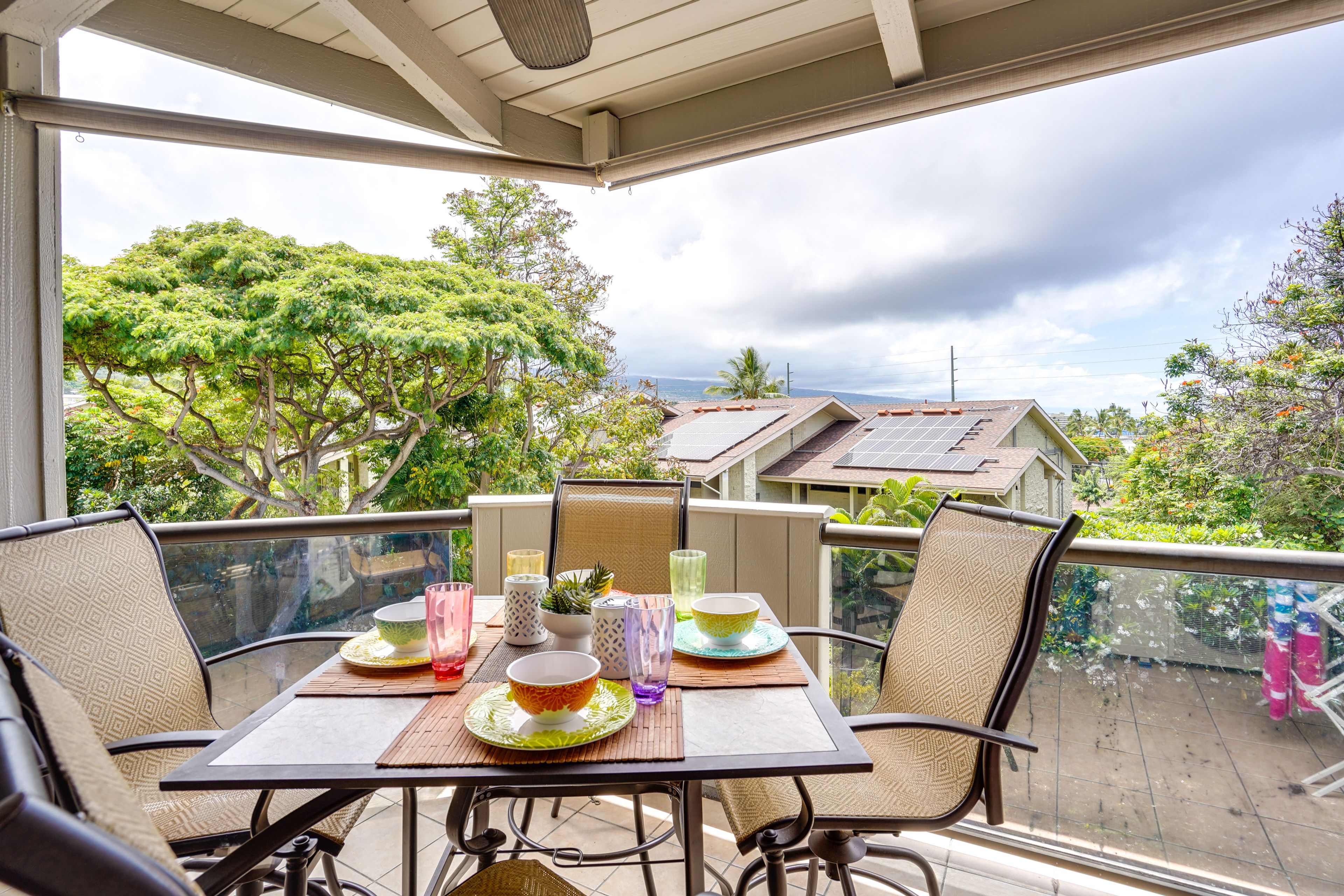 Private Lanai | Outdoor Dining | Bay & Mountain Views