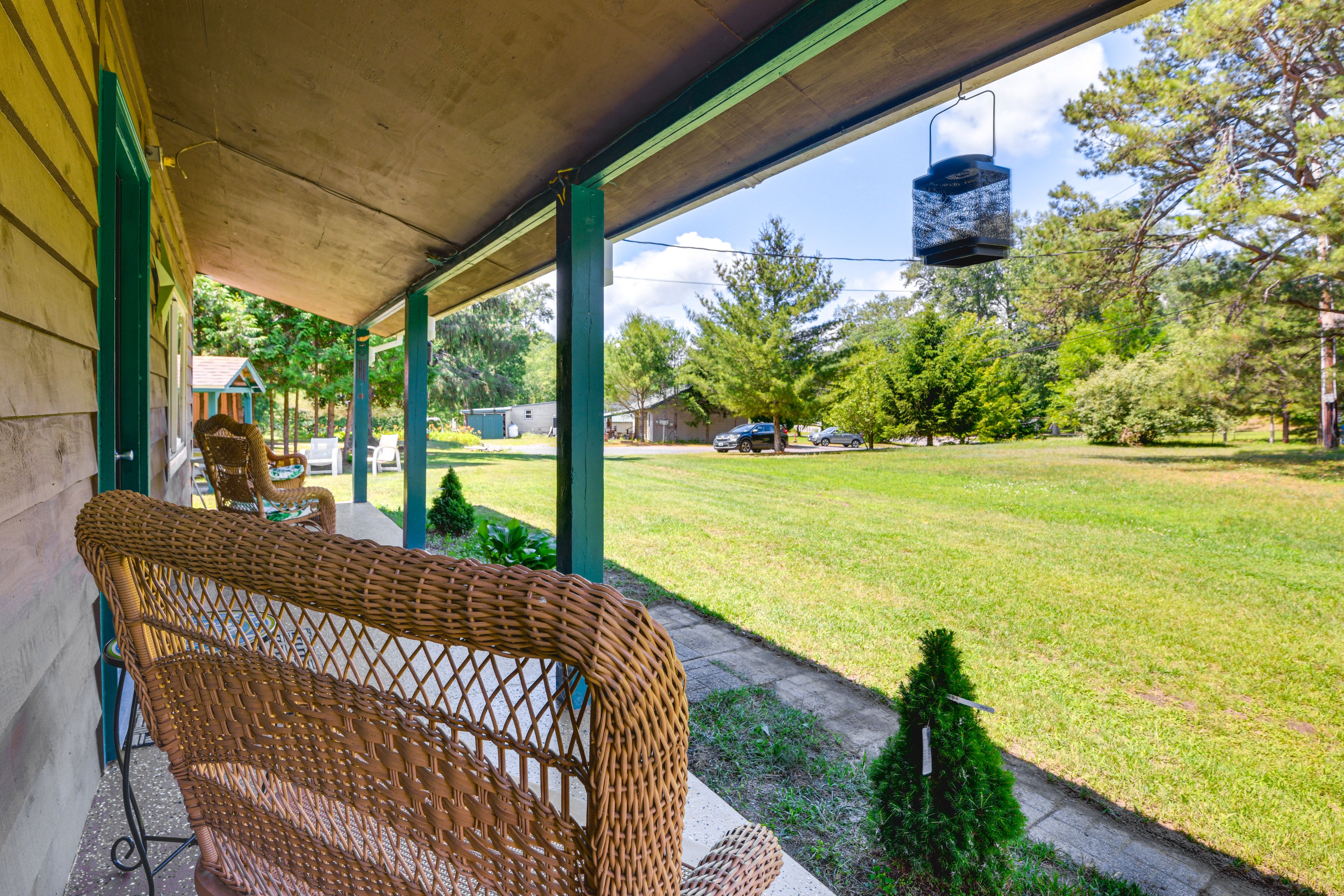 Front Porch | Driveway (3 Vehicles)