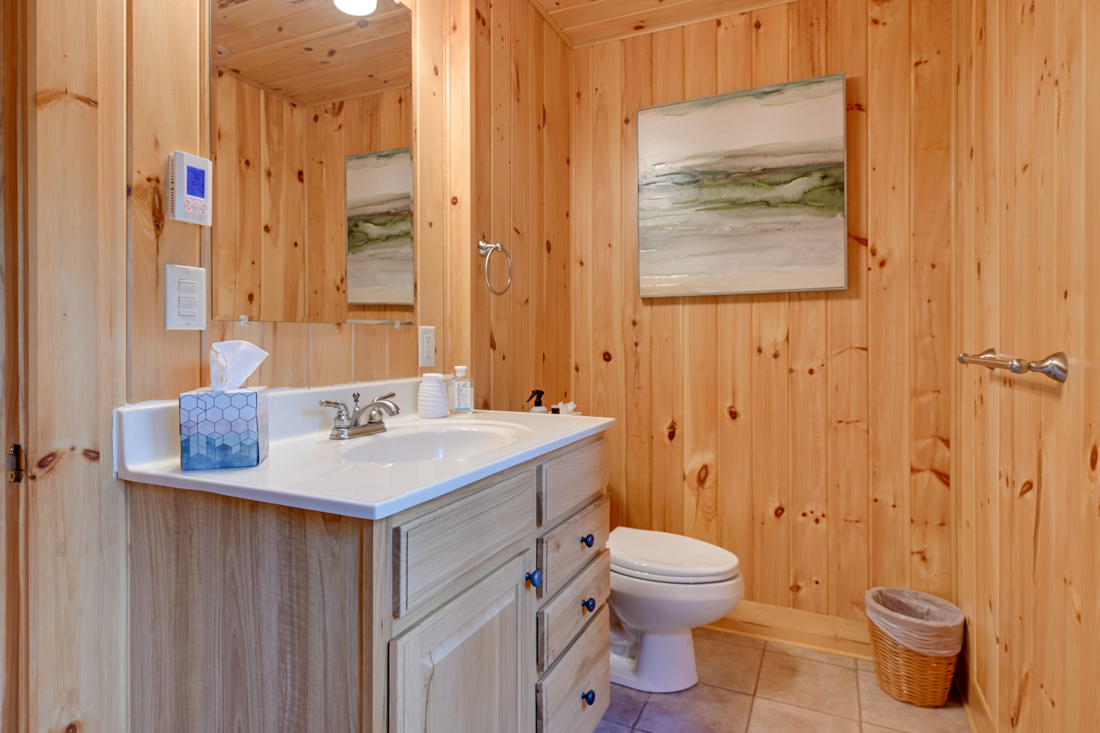 En-Suite Bathroom | Towels Provided