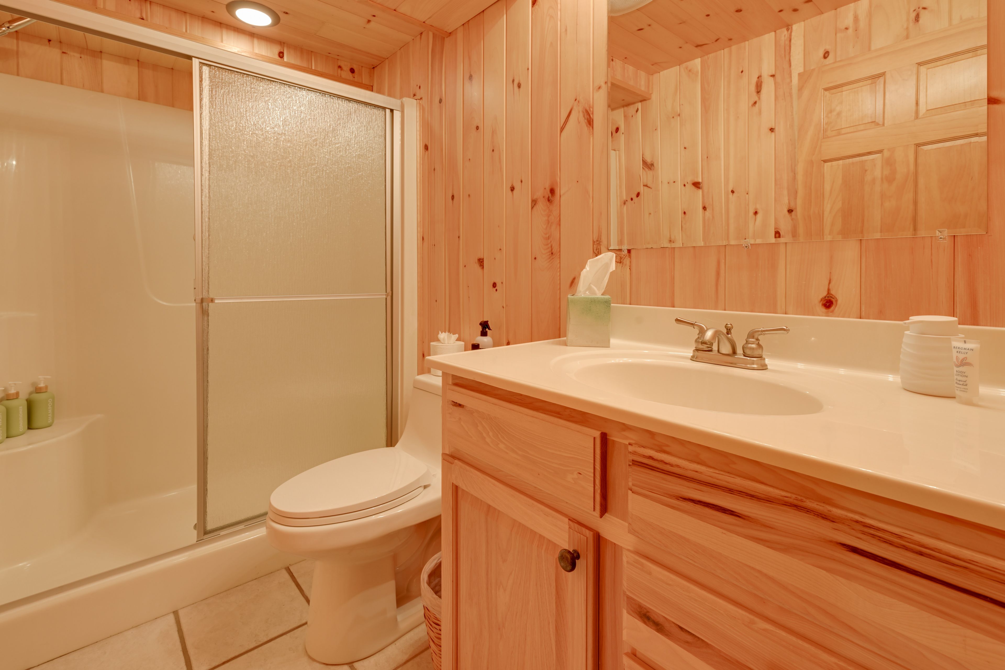 Full Bathroom