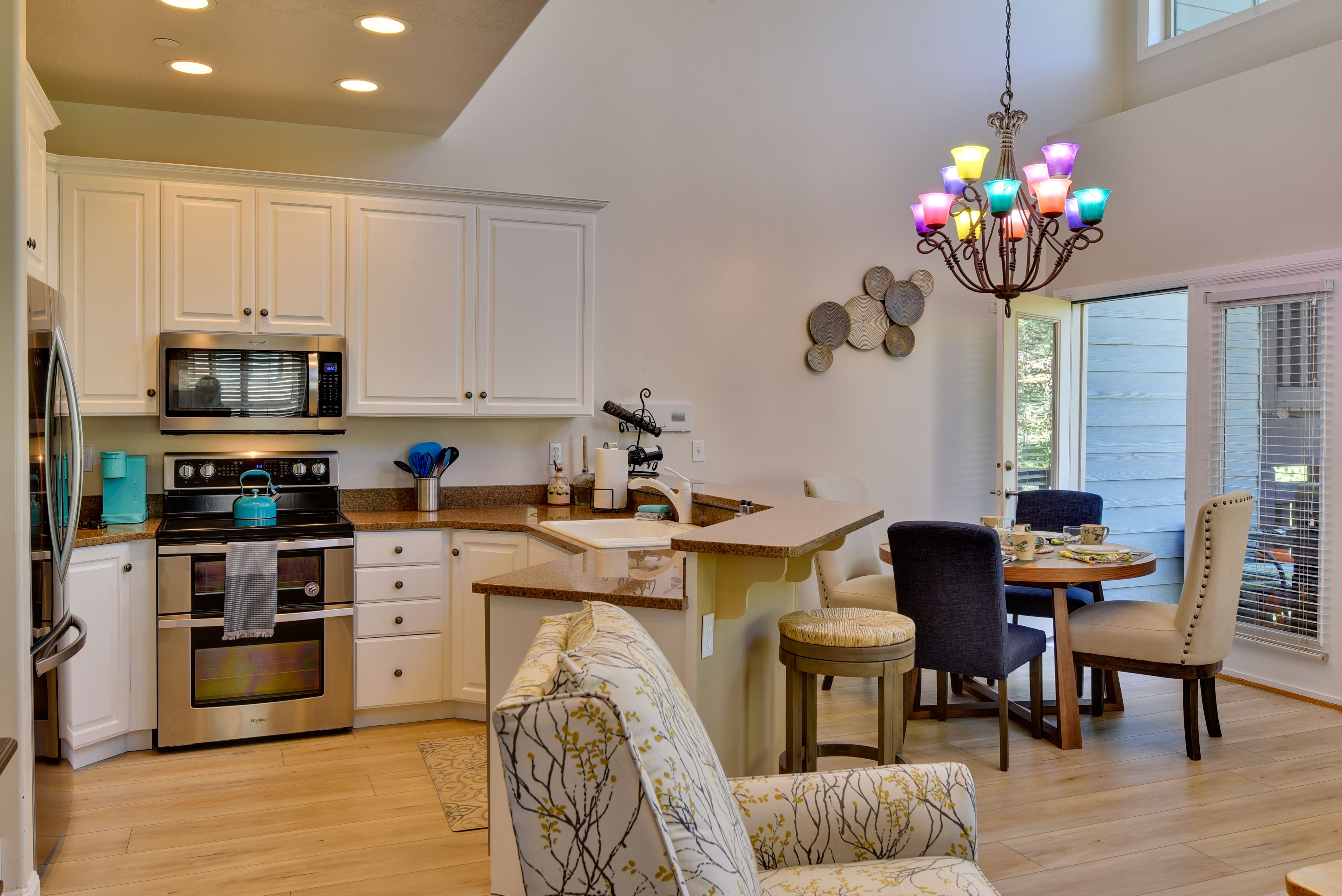 Kitchen | Cooking Basics | Complimentary Spices | Blender | Crockpot
