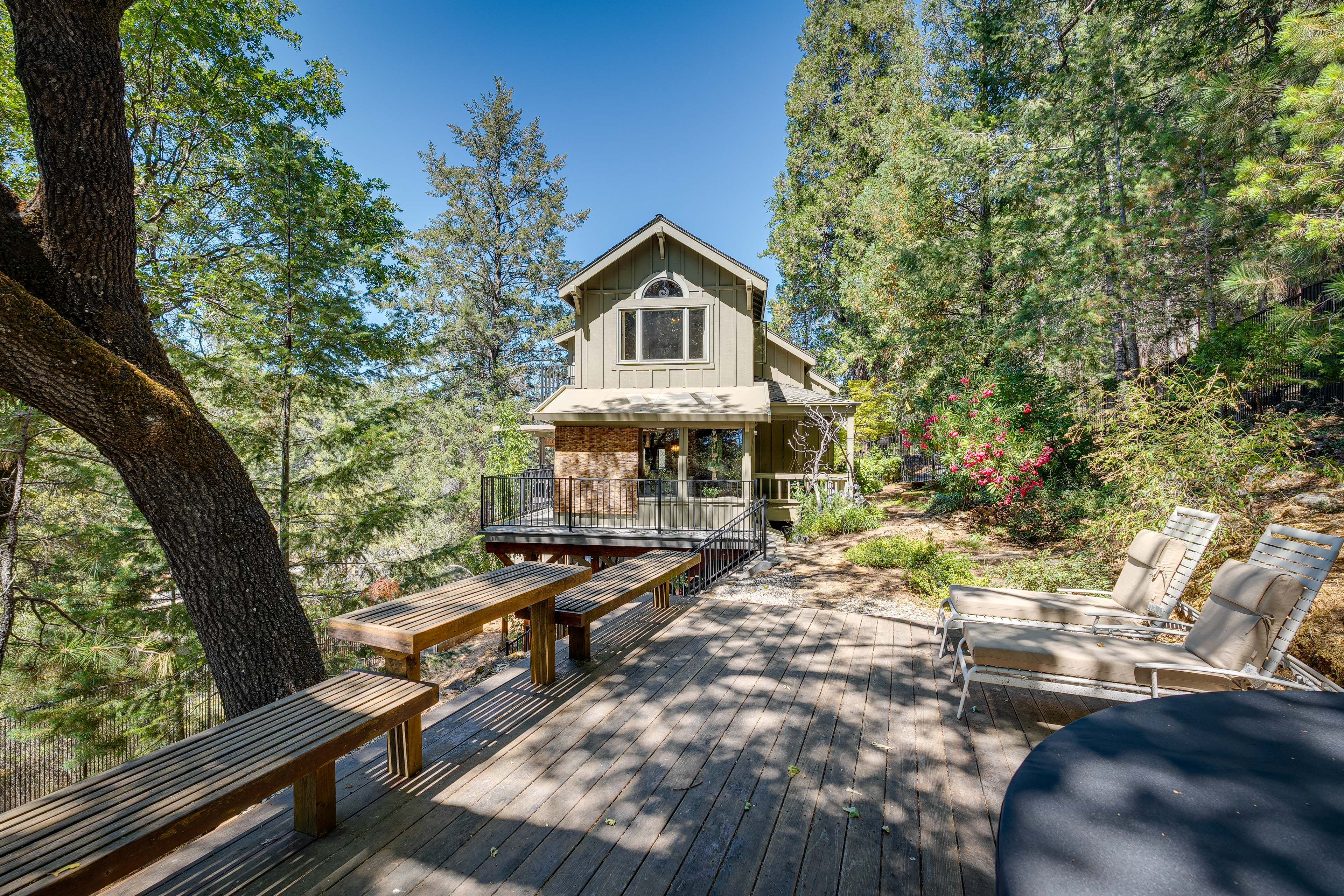 Exterior | Deck | Outdoor Seating