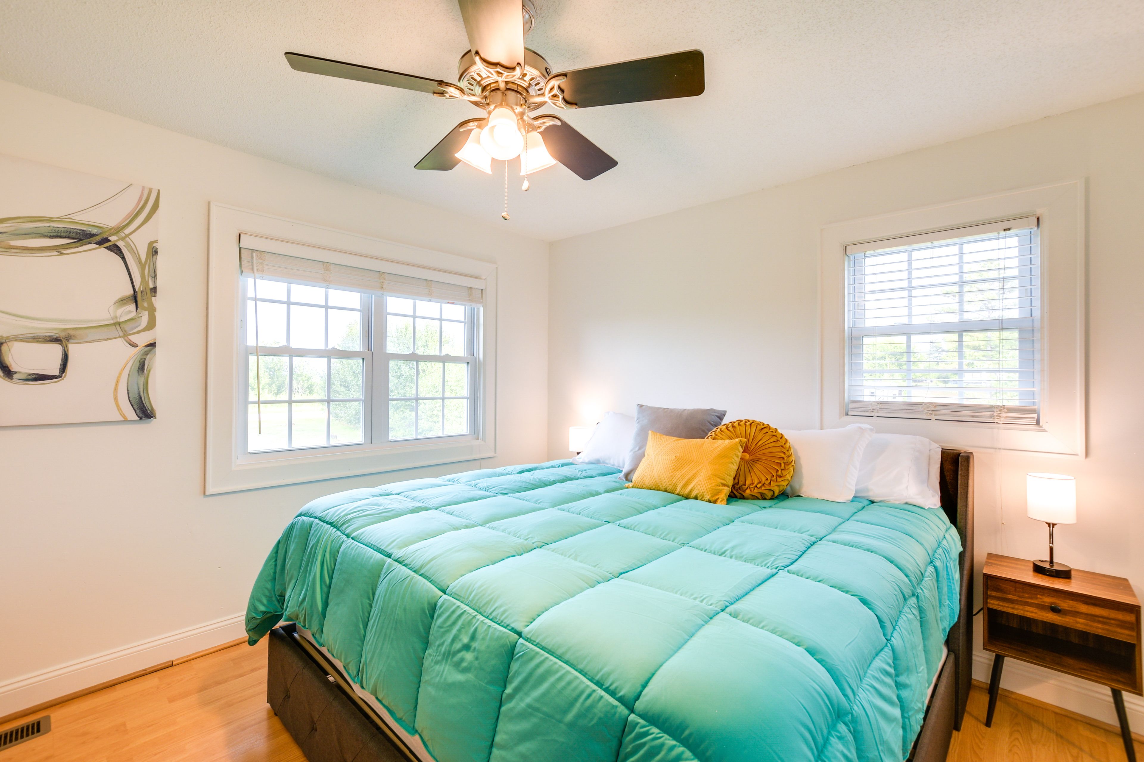 Bedroom 1 | King Bed
