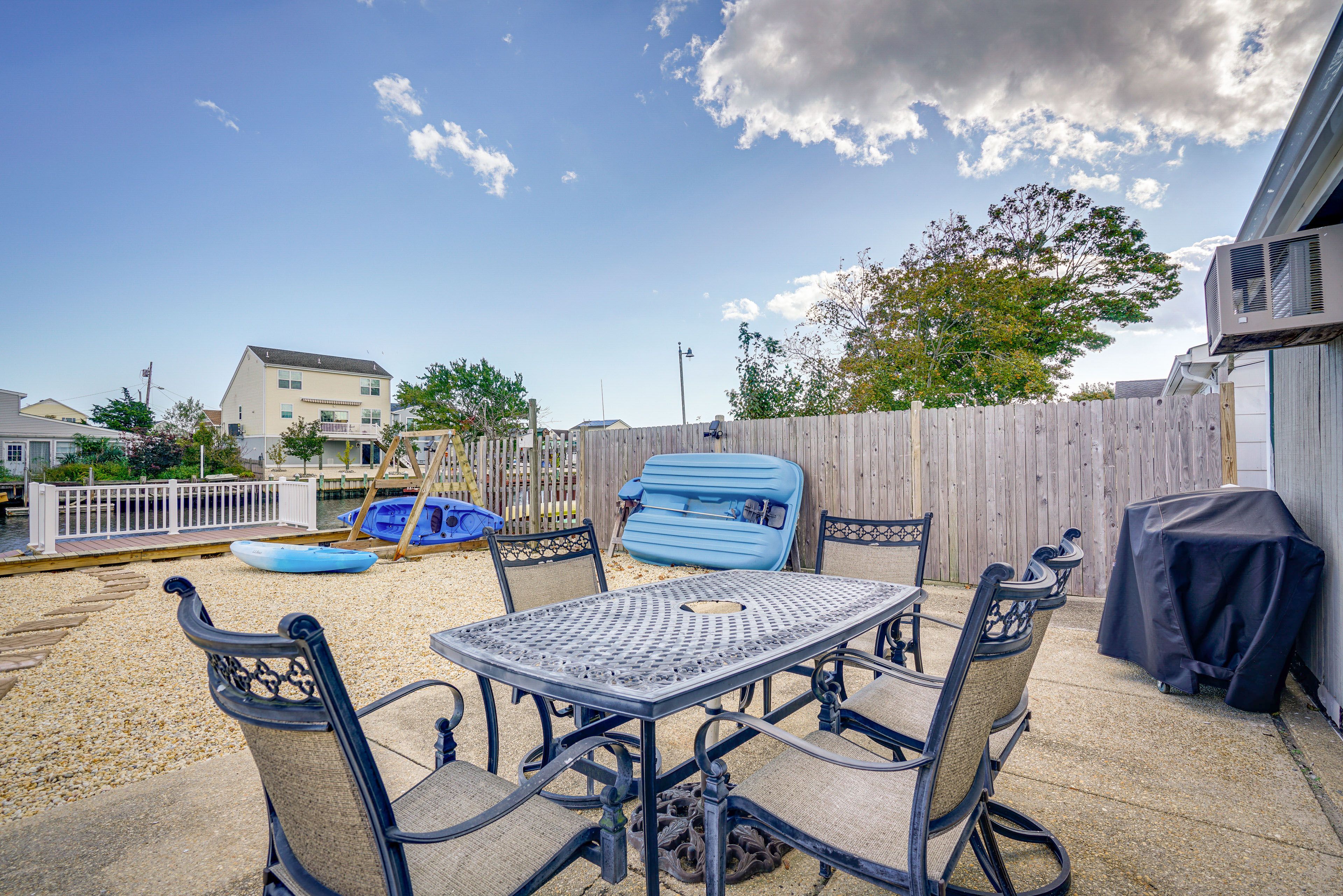 Patio | Outdoor Dining Area | Gas Grill