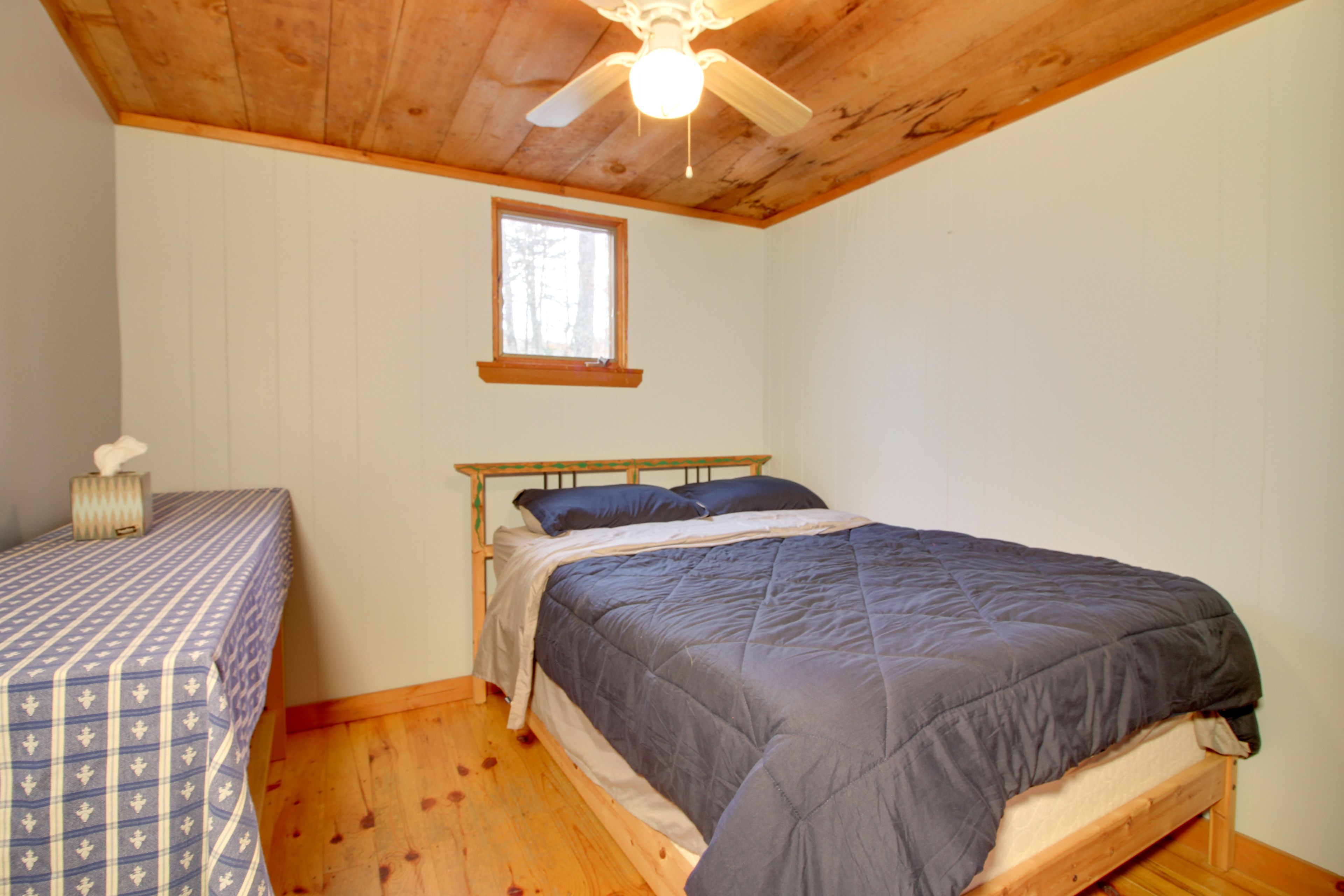 Bedroom 2 | Full Bed
