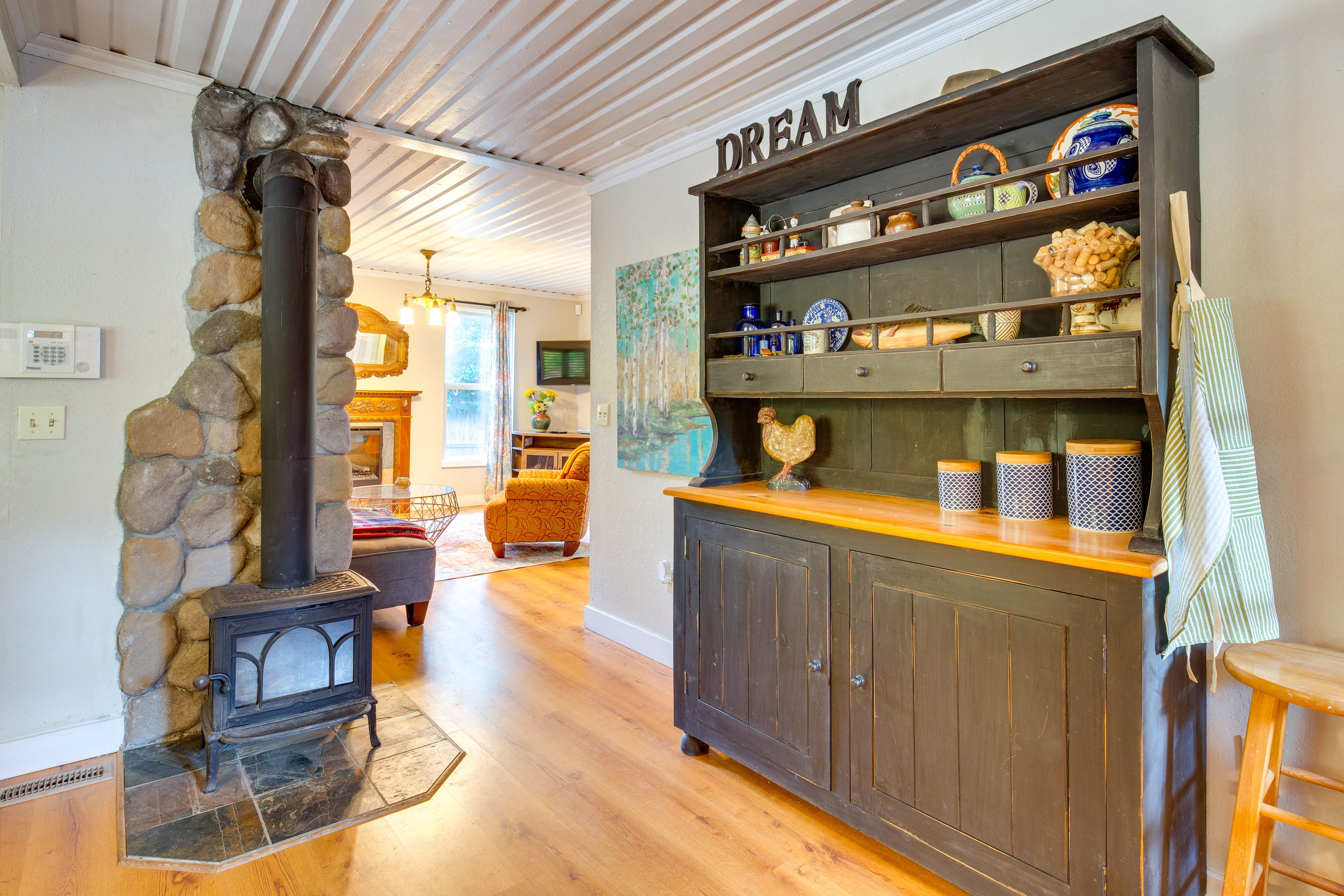 Kitchen | Wood-Burning Stove