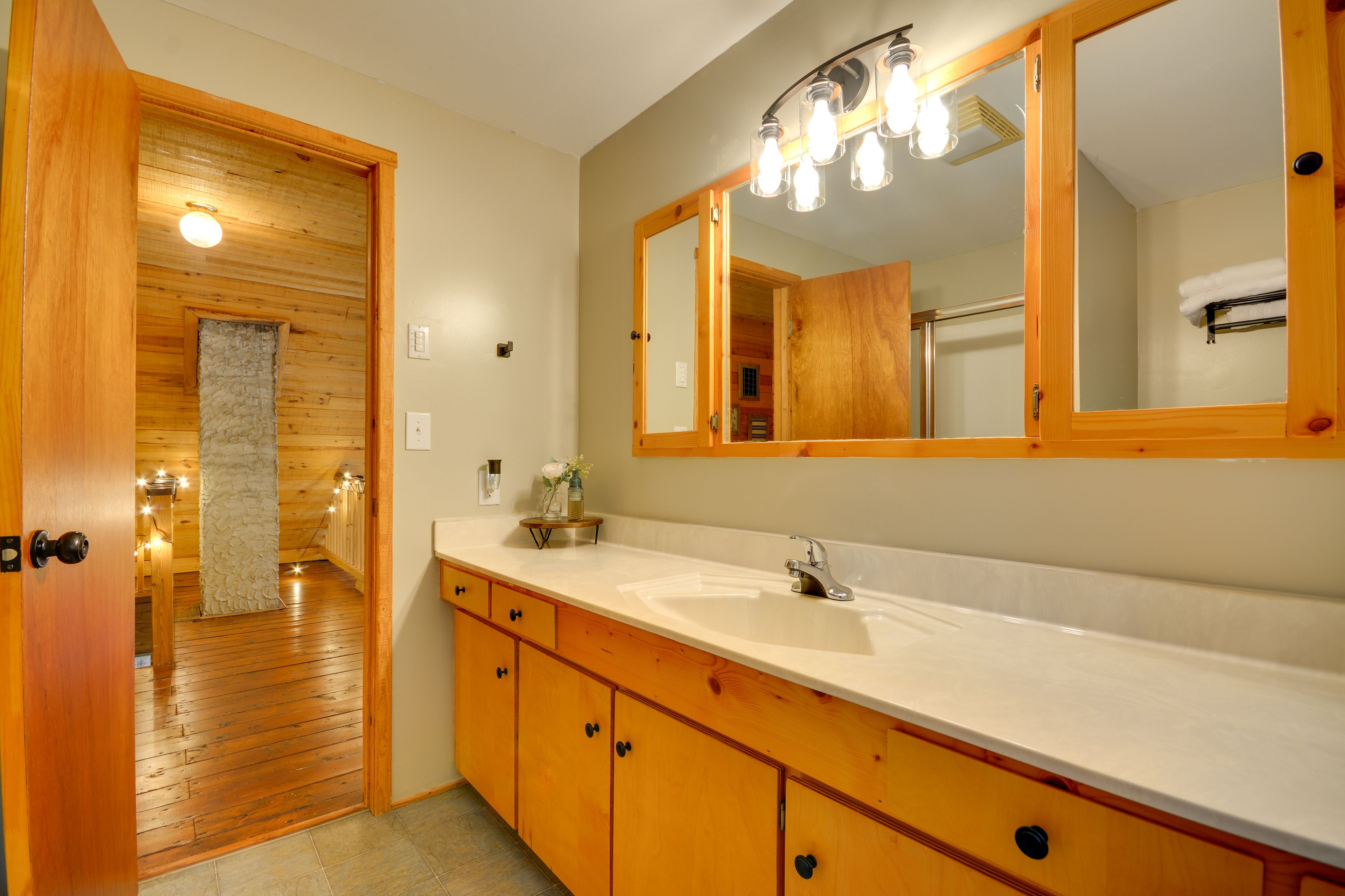 En-Suite Bathroom | Complimentary Toiletries