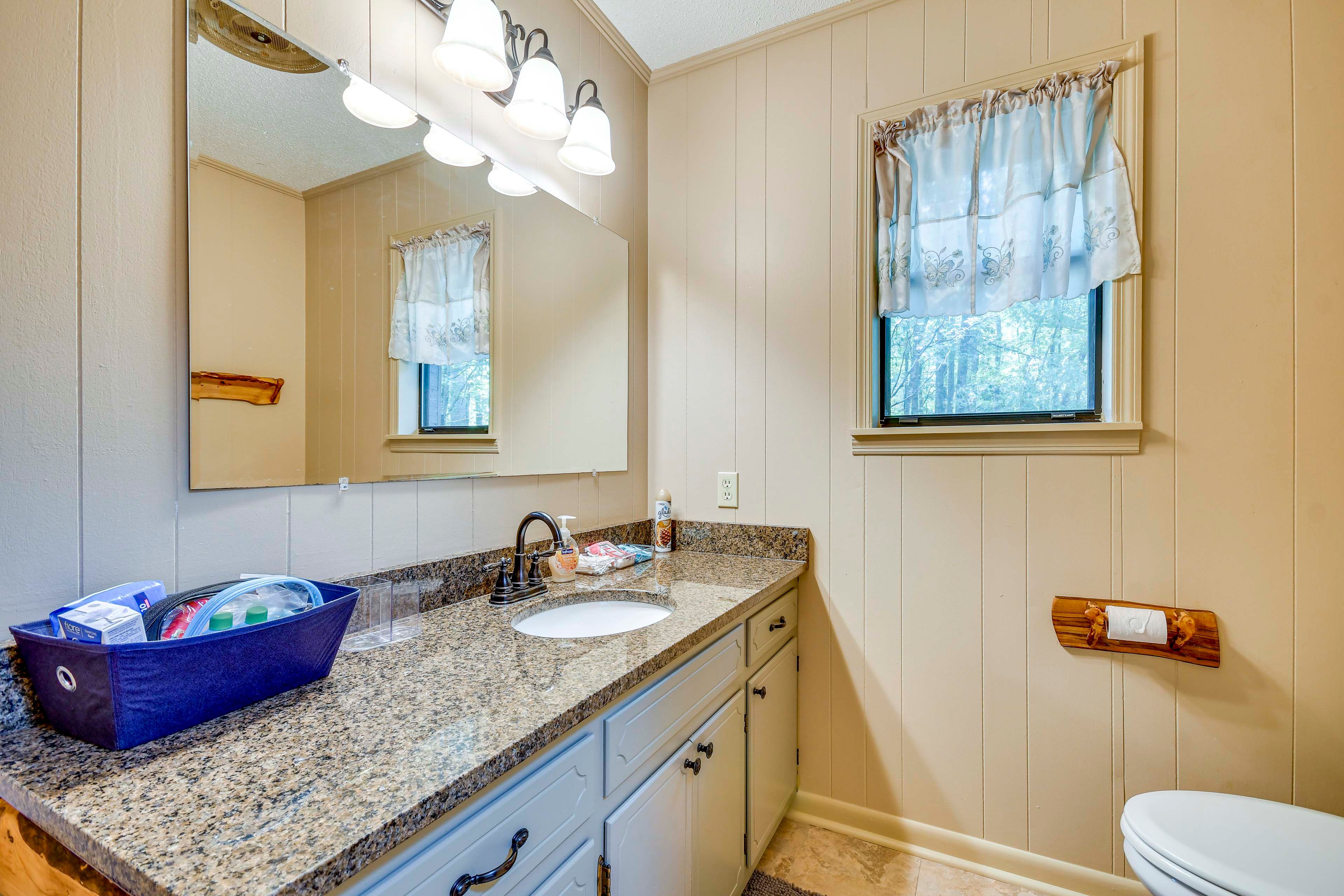 Full Bathroom