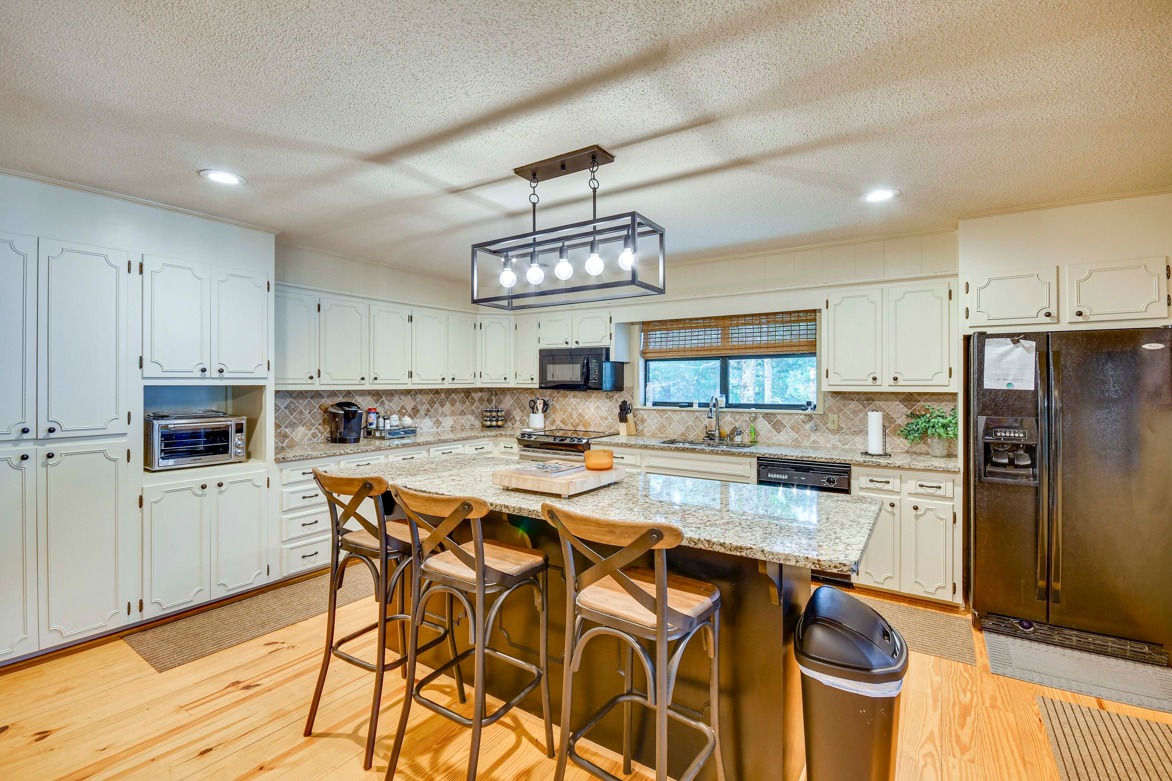Kitchen | Basic Cooking Essentials | Breakfast Bar | Dishwasher