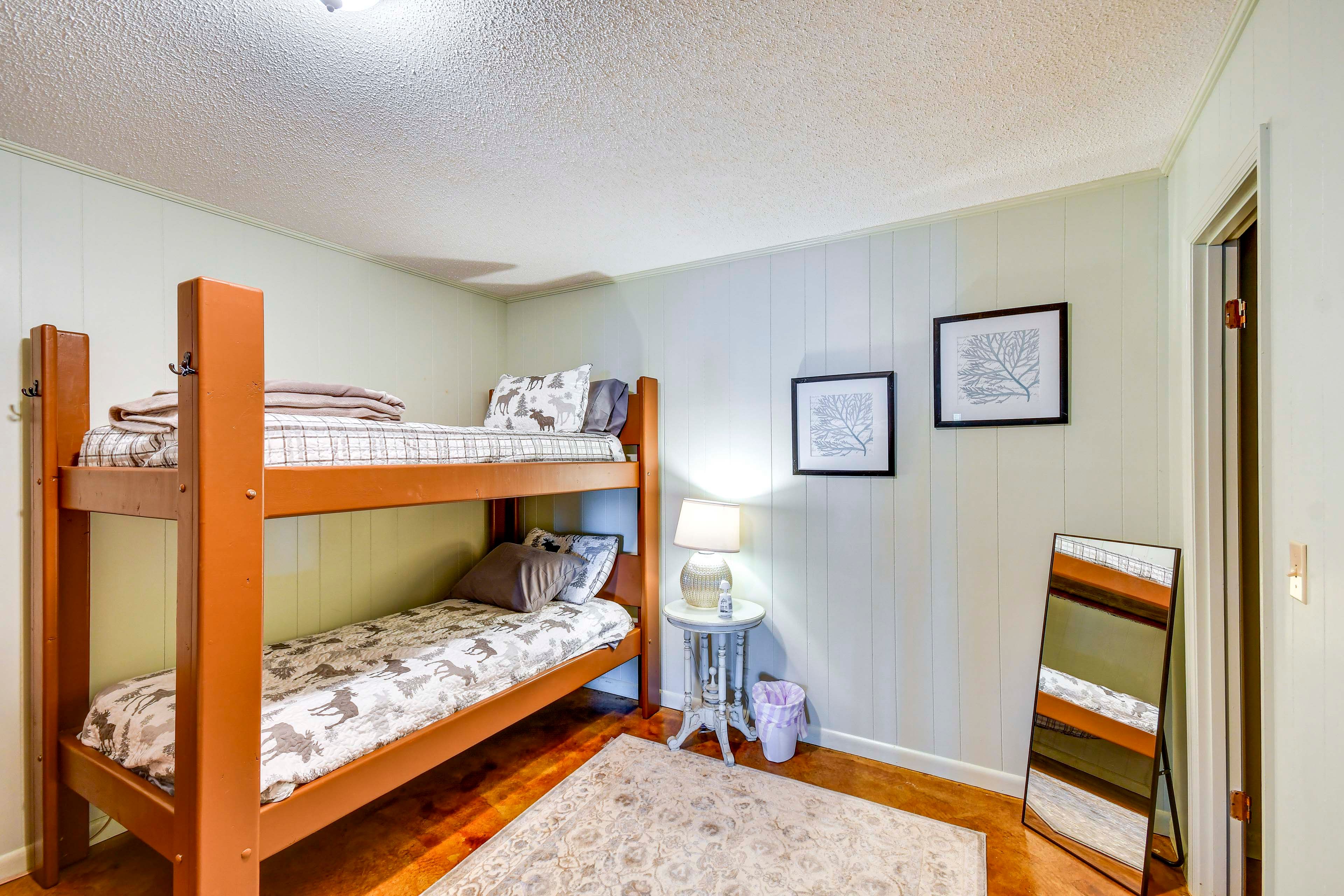 Bedroom 3 | 2 Twin Beds