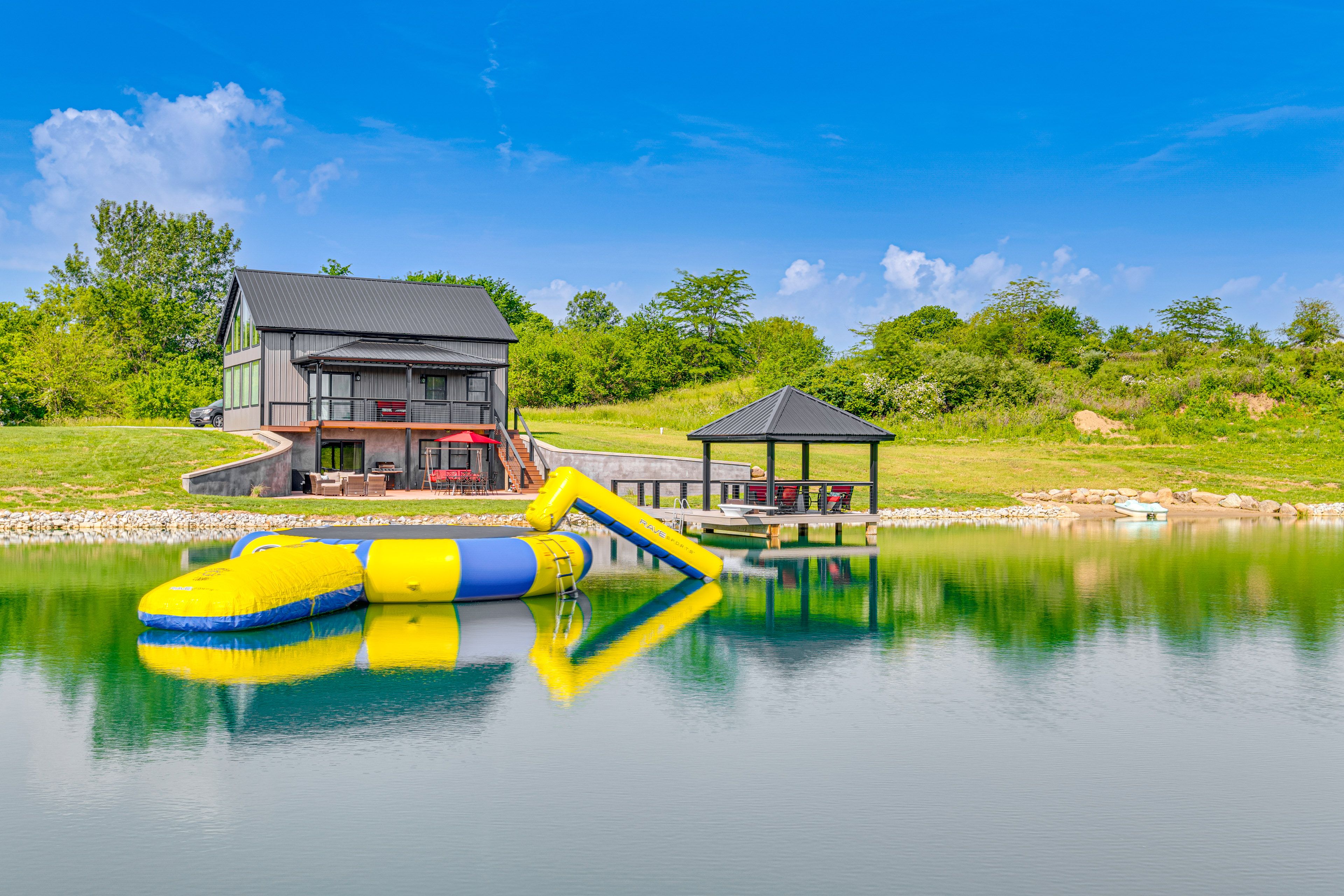 Water Trampoline & Slide