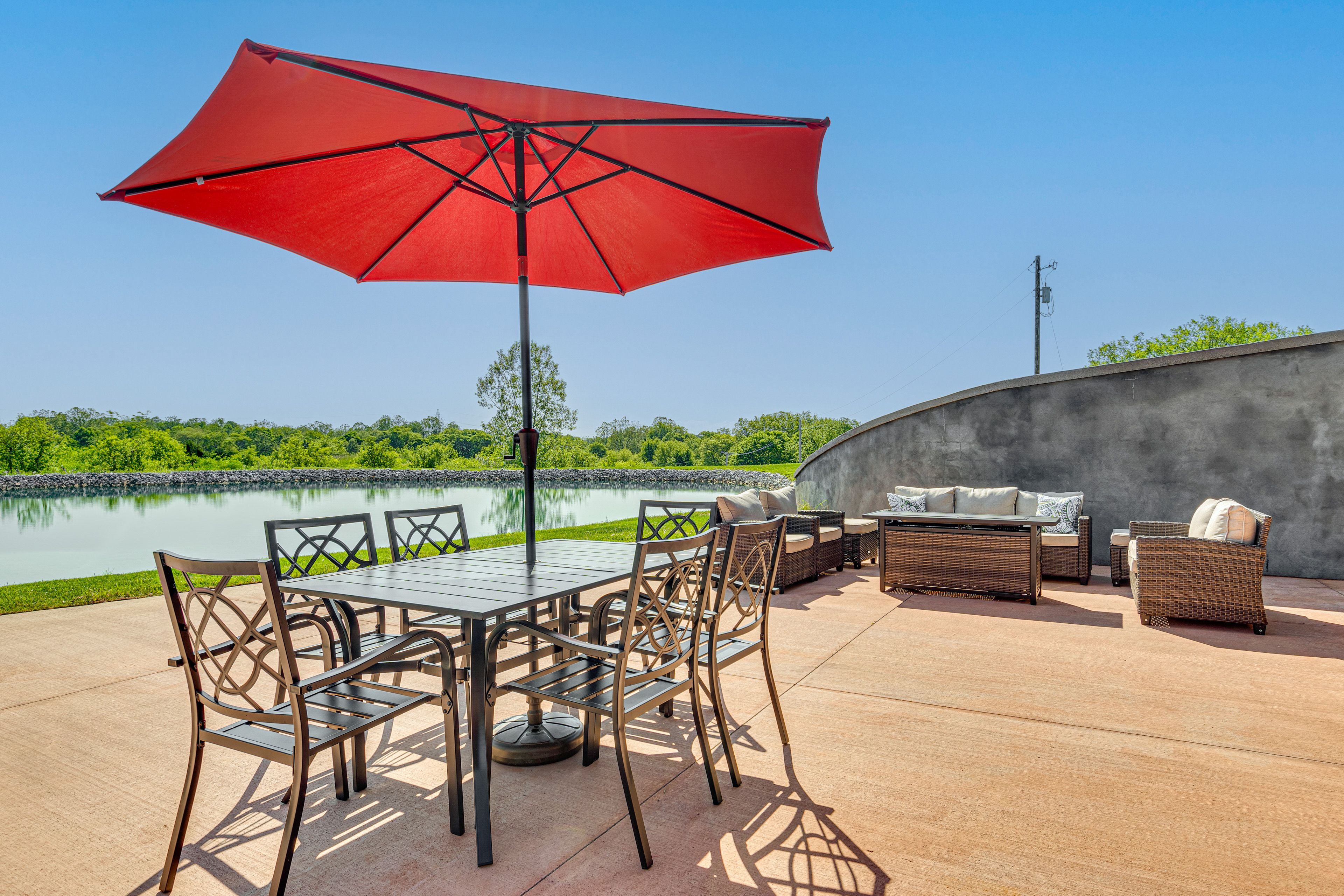 Patio | Gas Grill (Propane Provided) | Outdoor Shower | Outdoor Speakers