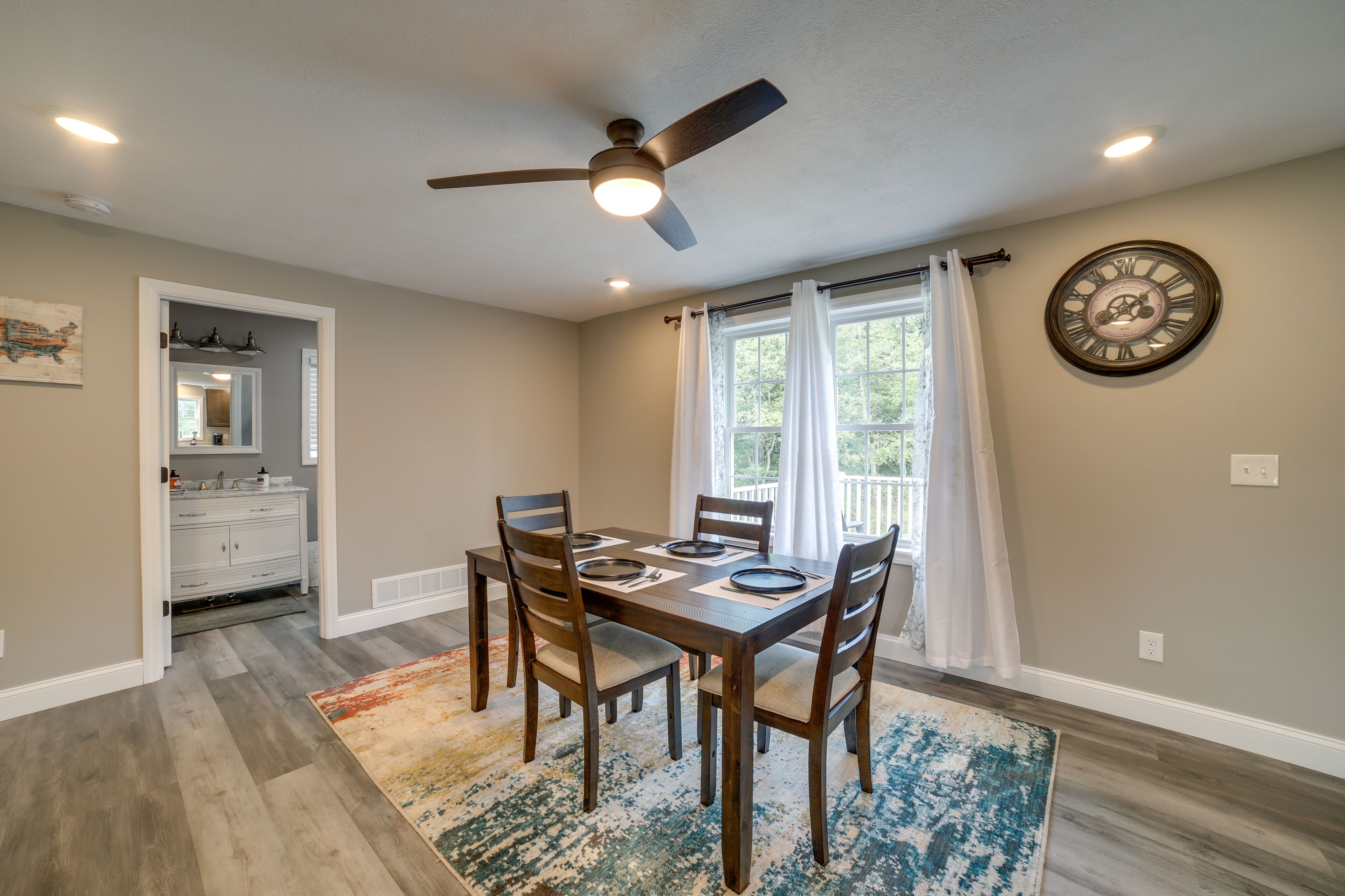 Dining Room | 1st Floor | Fully Equipped Kitchen