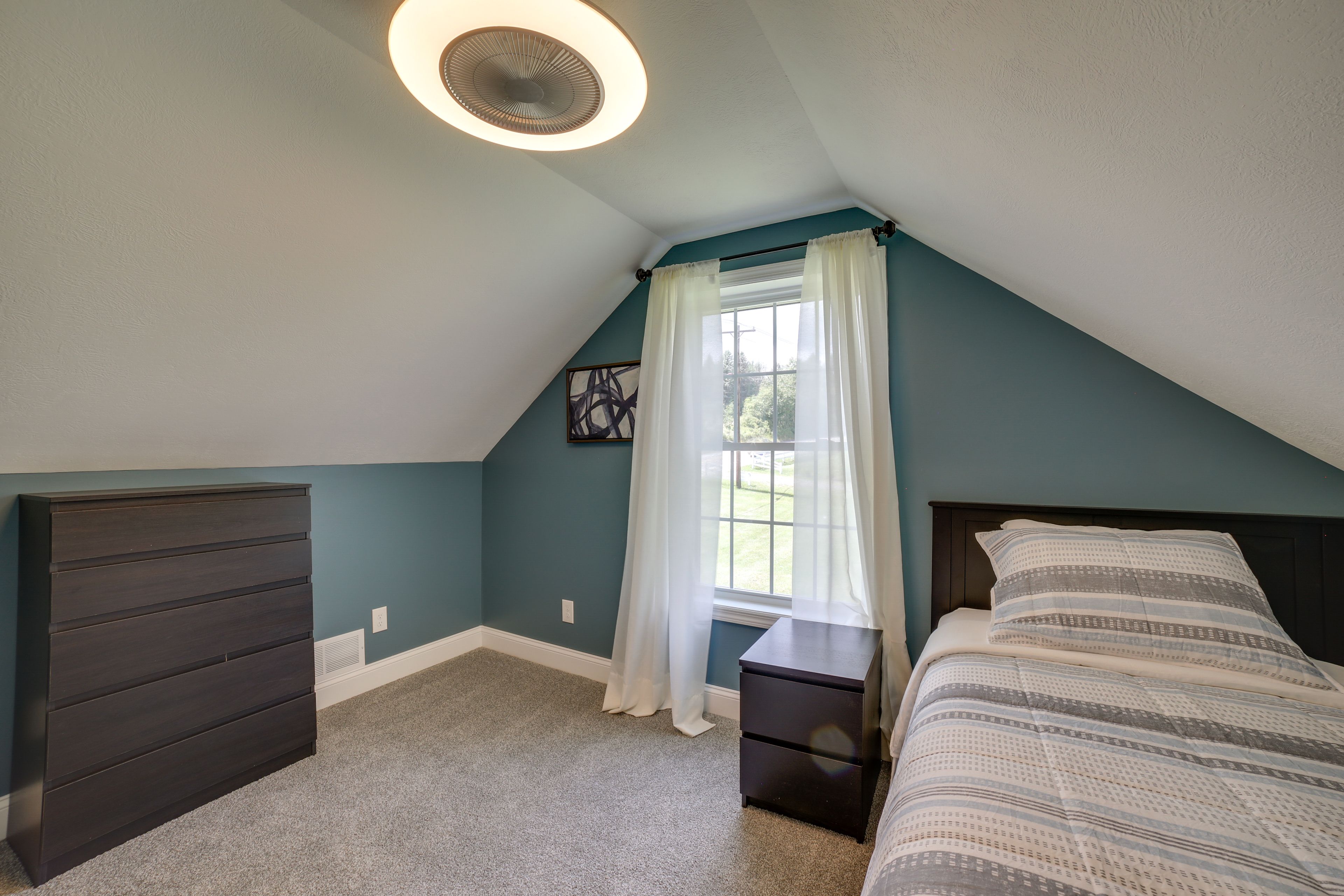 Bedroom 2 | Twin Bed | 2nd Floor | Stairs Required