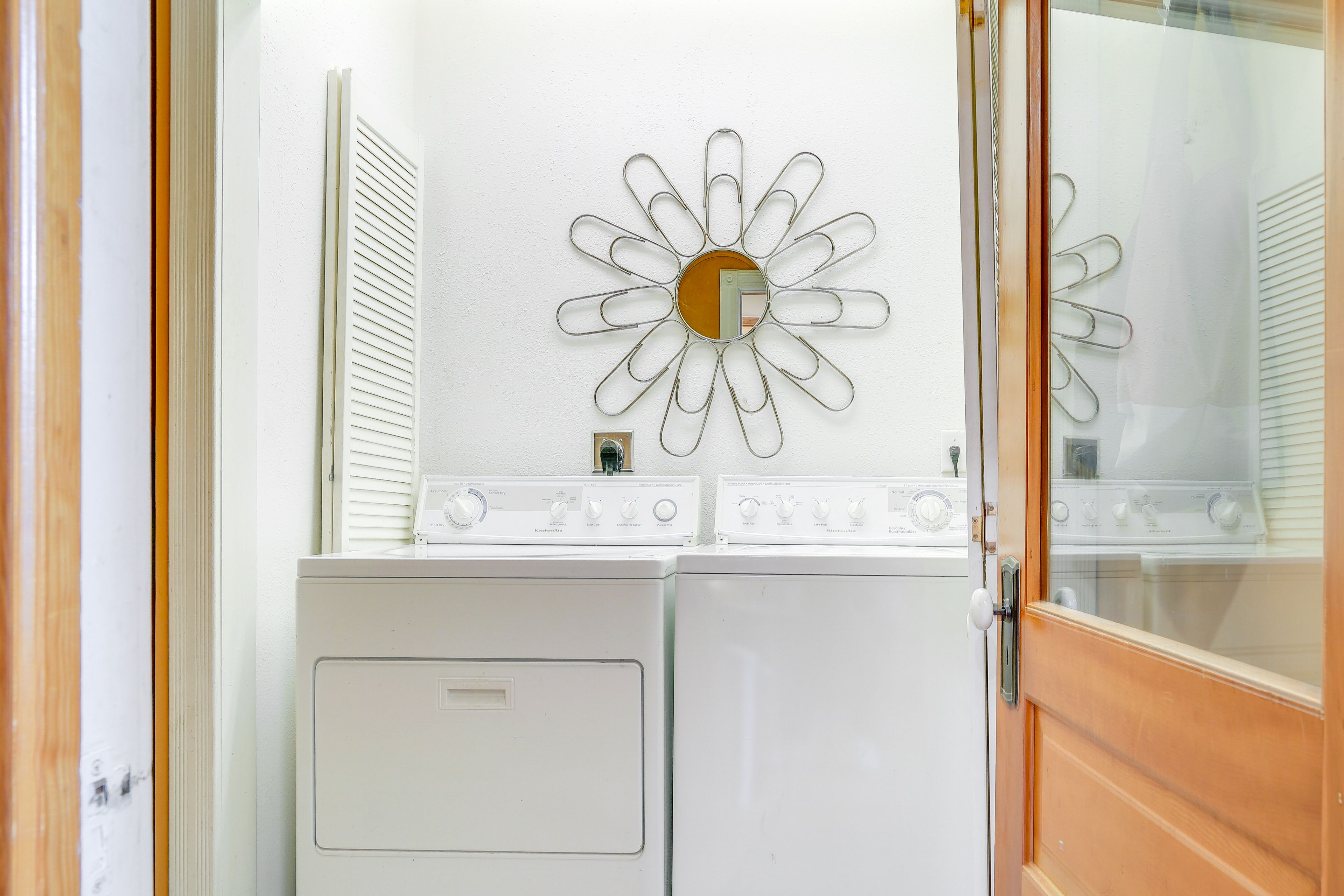 Laundry Room | Laundry Detergent Provided