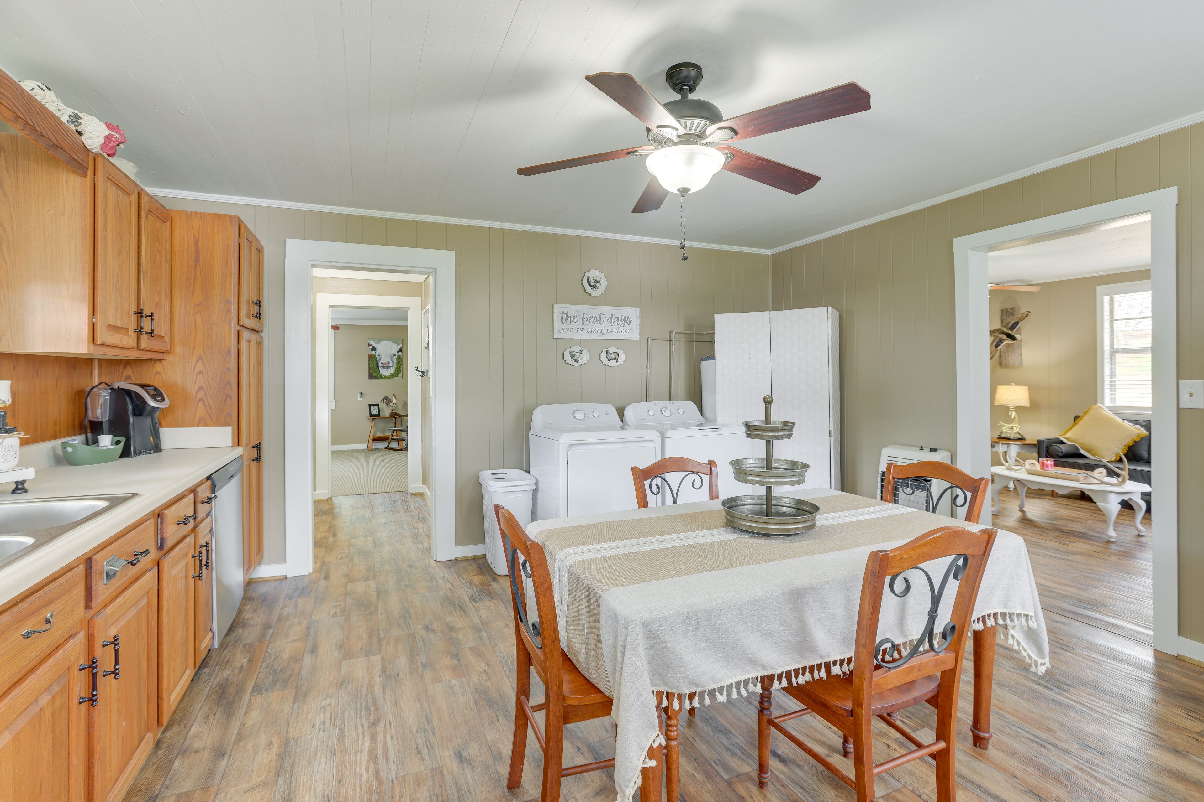 Kitchen | Dining Area