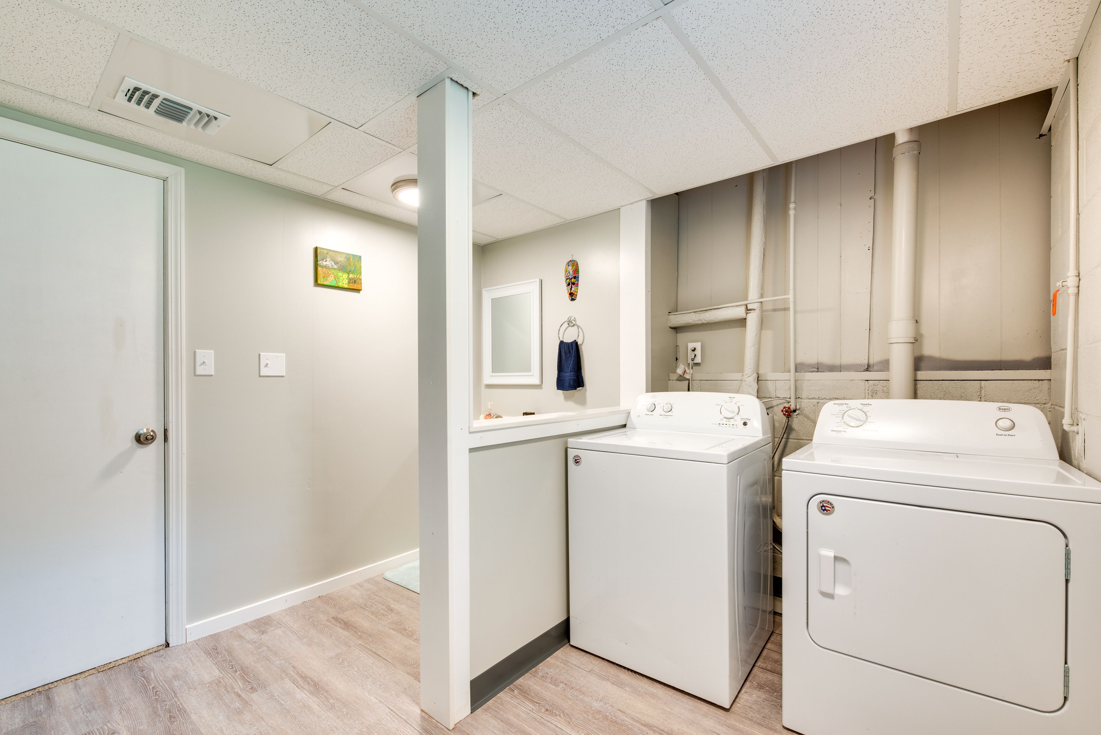 Washer & Dryer | Detergent Provided