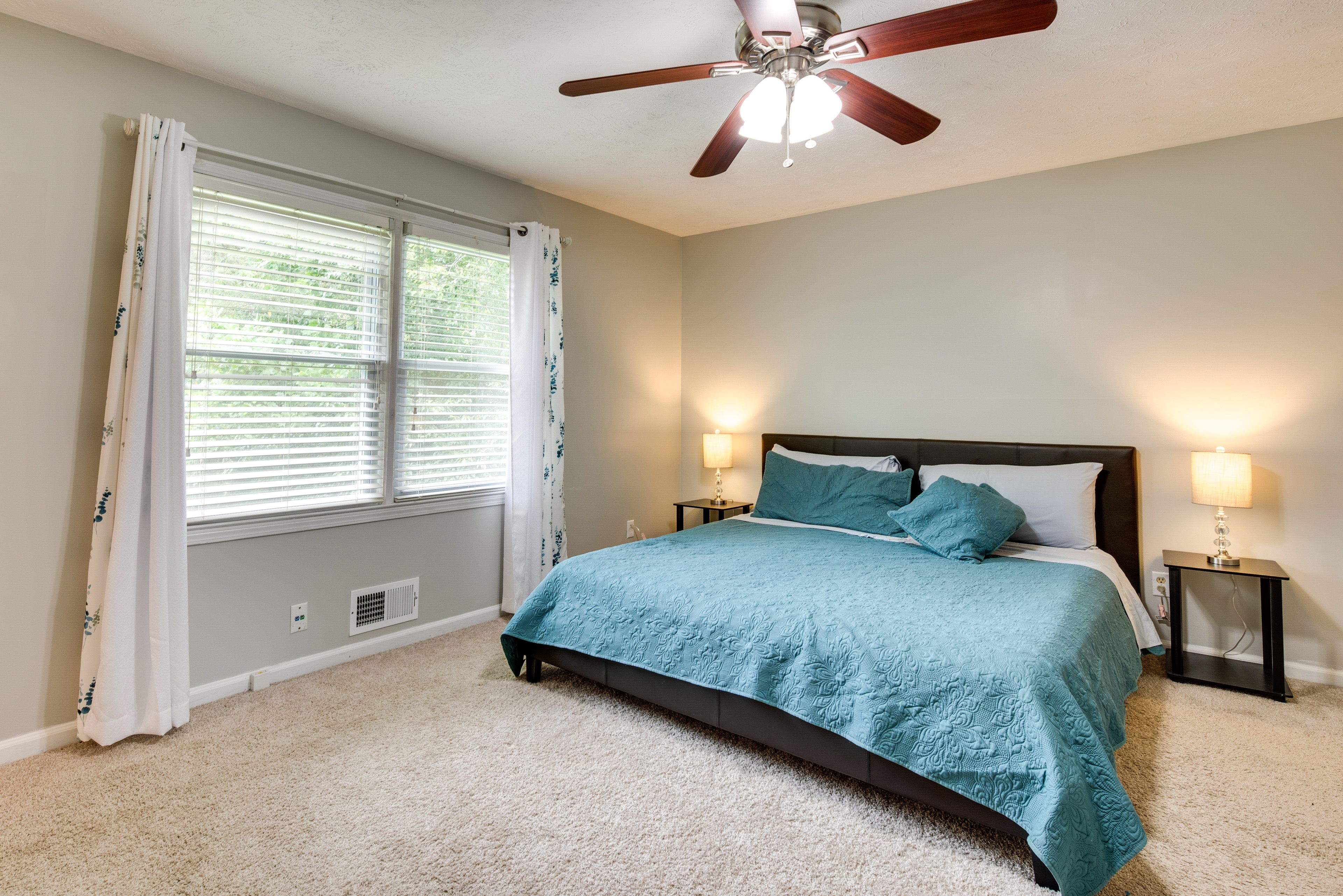 Bedroom 1 | Upper Level | King Bed | Crib | Linens Provided